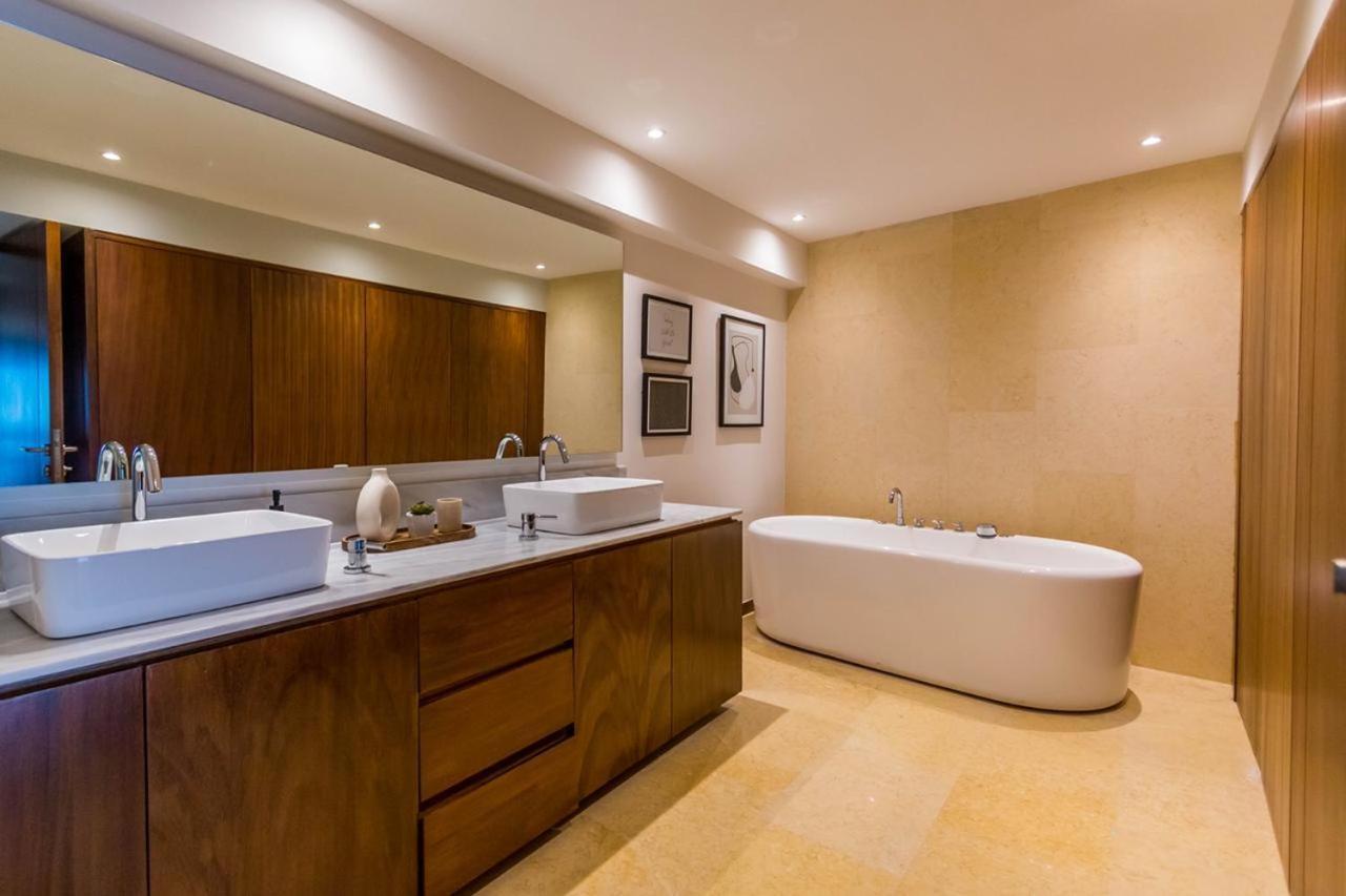 Amazingly Beautiful Ph @ Peninsula Nv & Ocean View Apartamento *
