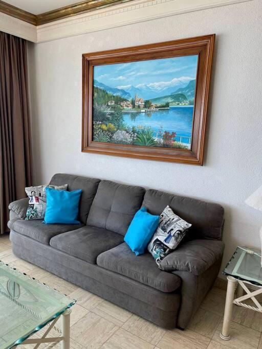 Apartment Sayil 3bdr Oceanfront Penthouse By Moikkarentals