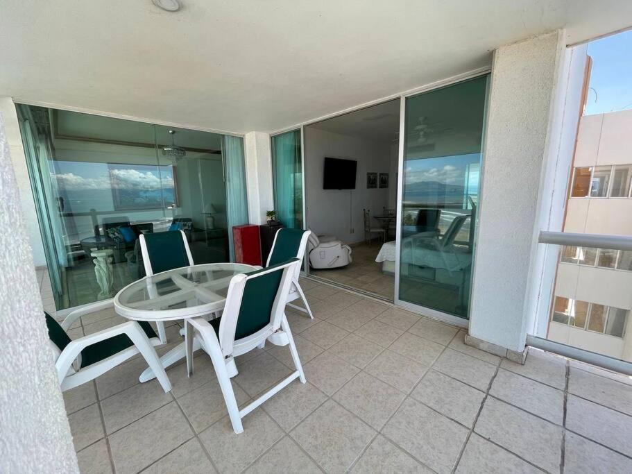 Apartment Sayil 3bdr Oceanfront Penthouse By Moikkarentals *