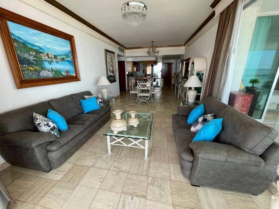 Apartment Sayil 3bdr Oceanfront Penthouse By Moikkarentals Nuevo Vallarta