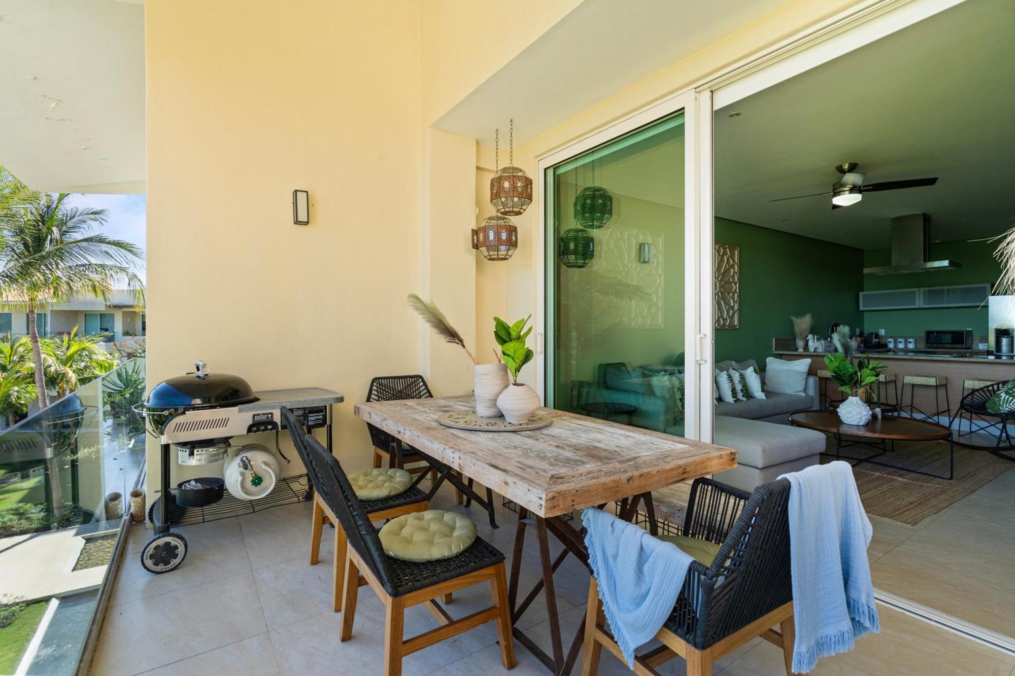 Apartamento Stylish Peninsula Golf 3br Oasis With Pool *