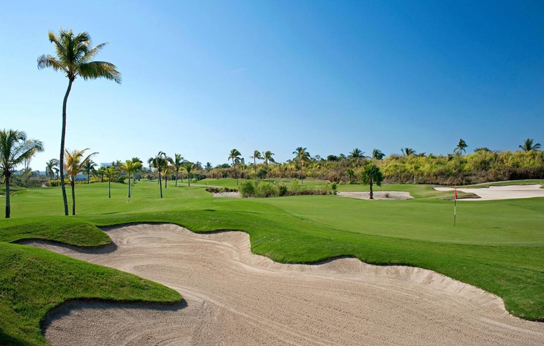 Hotel Grand Luxxe With Free Golf