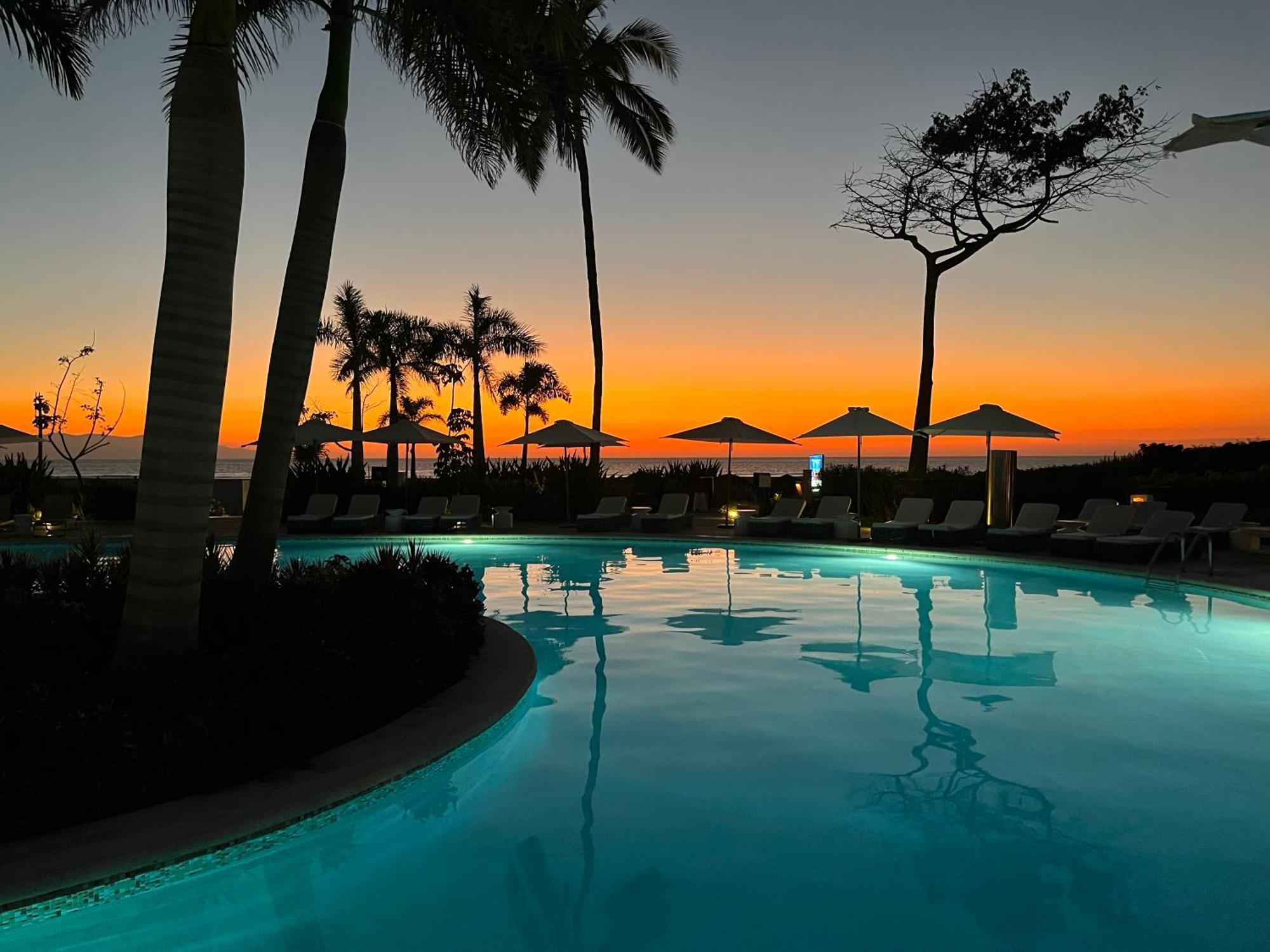 Hotel Grand Luxxe With Free Golf