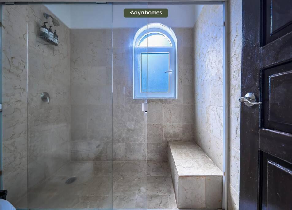 Cozy 3br House Perfect For Families - Pool Сasa de vacaciones
