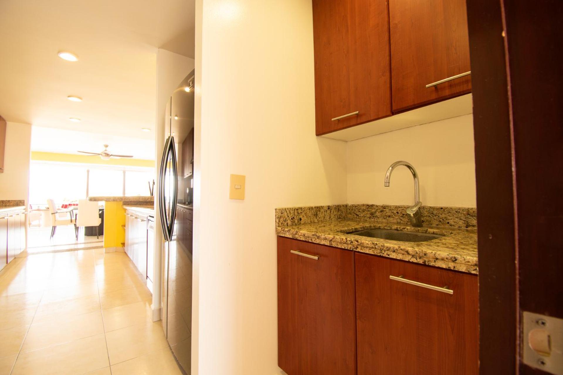 Alcatraz, 4br Oasis With Breathtaking Vi Apartamento *