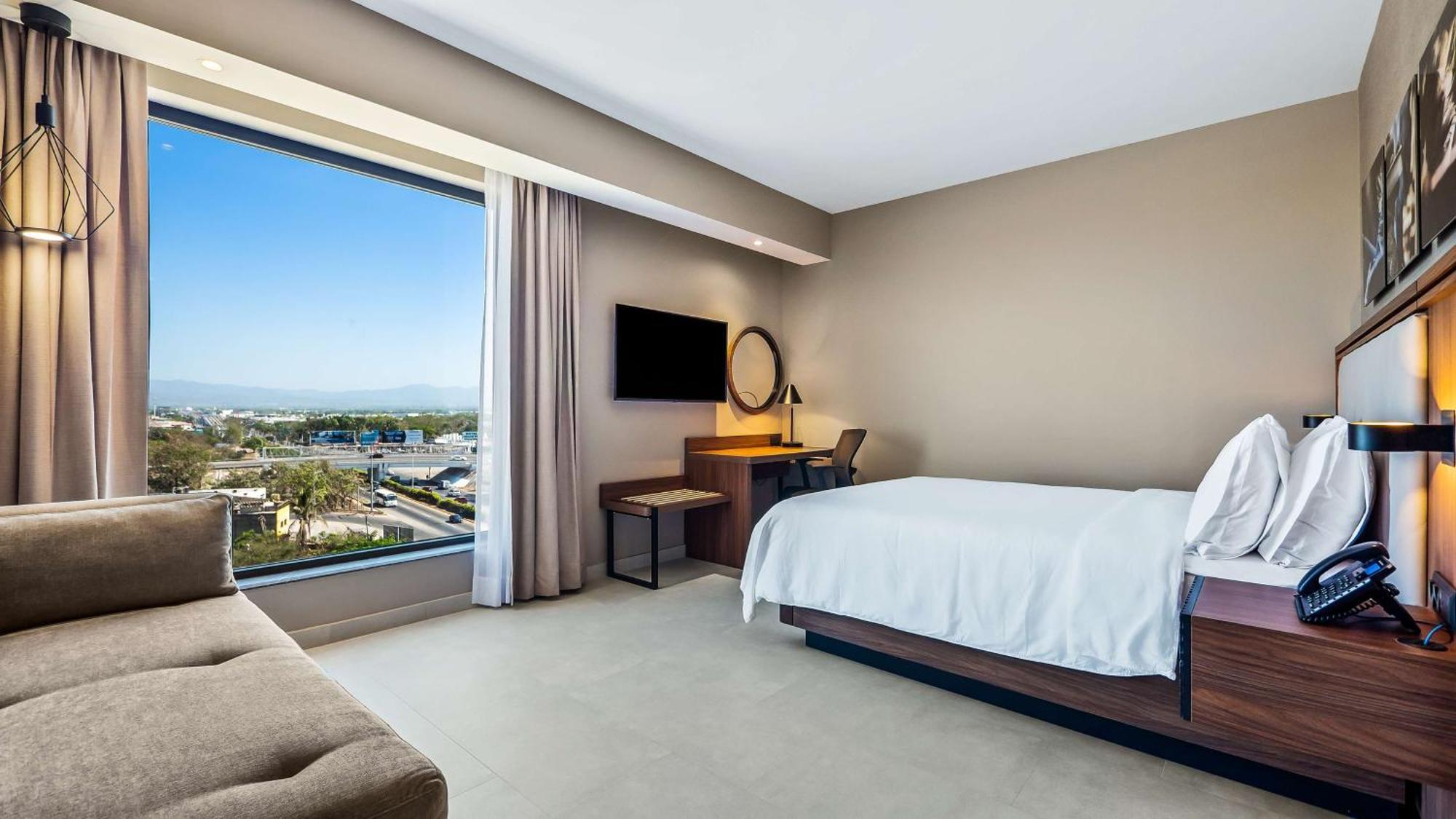 Hampton By Hilton Hotel