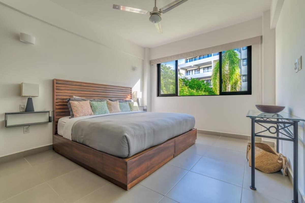 Amazing With Pool Apartment