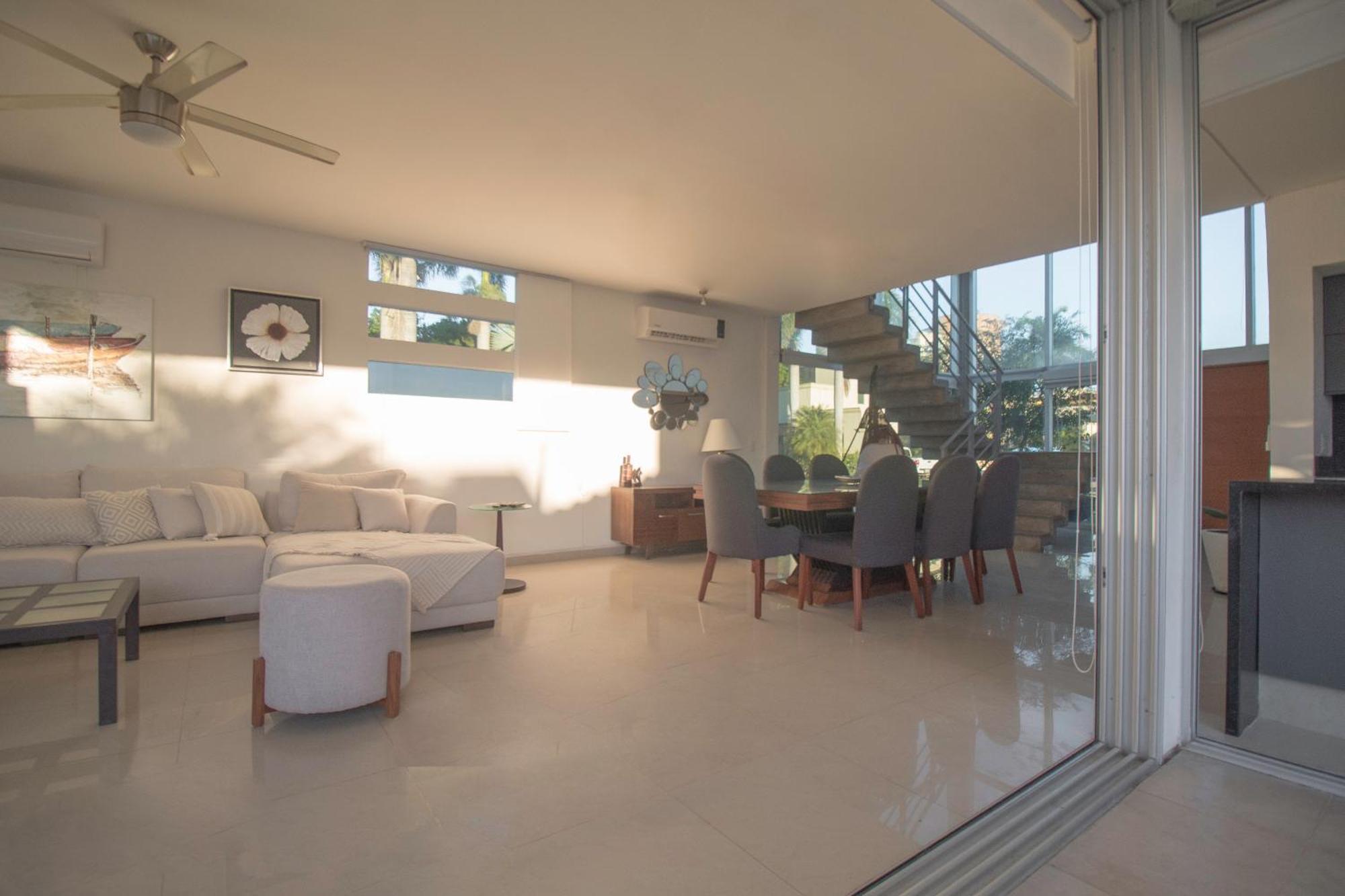 Pacific Shores Retreat & Getaway *