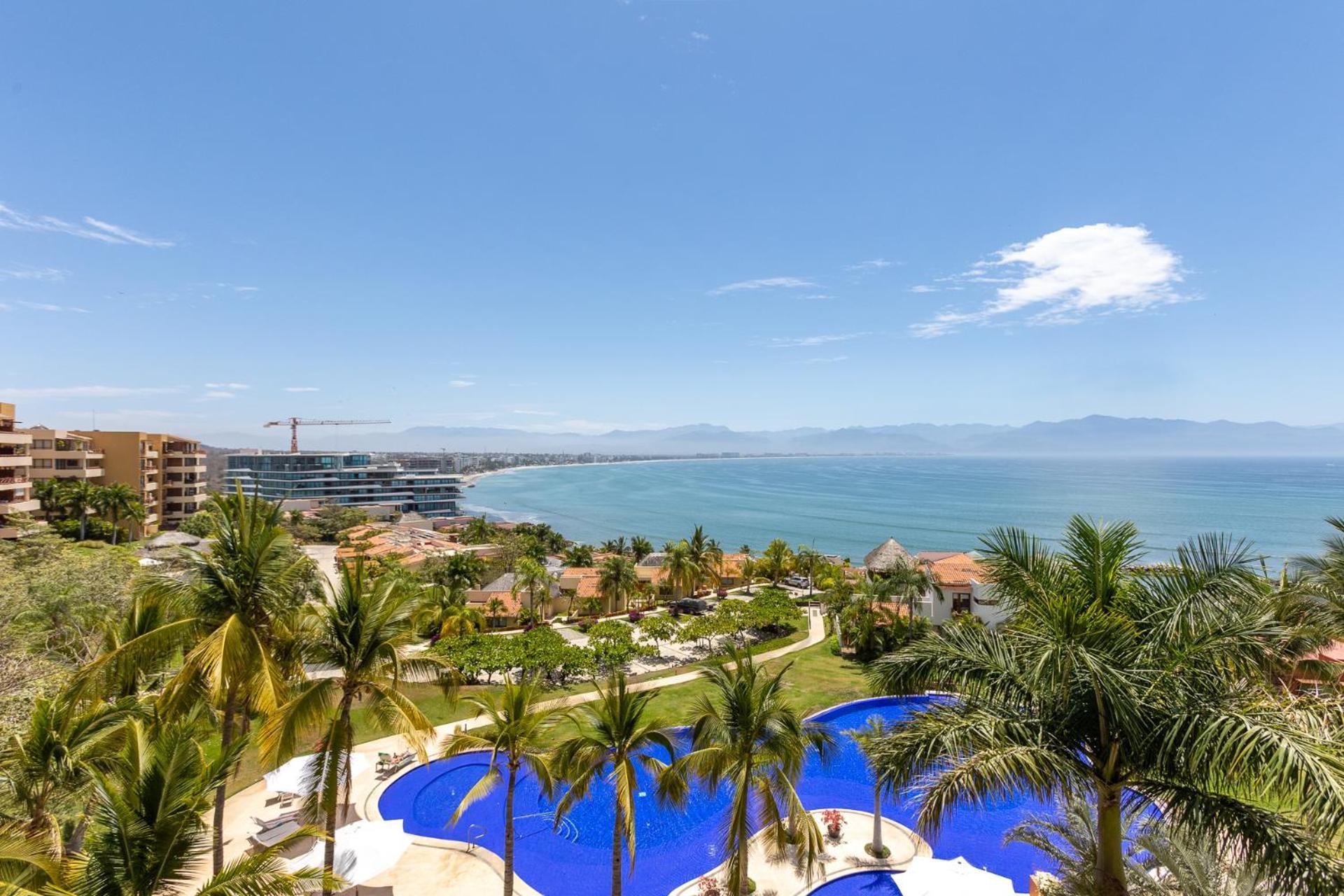Stunning Two-level Ocean View