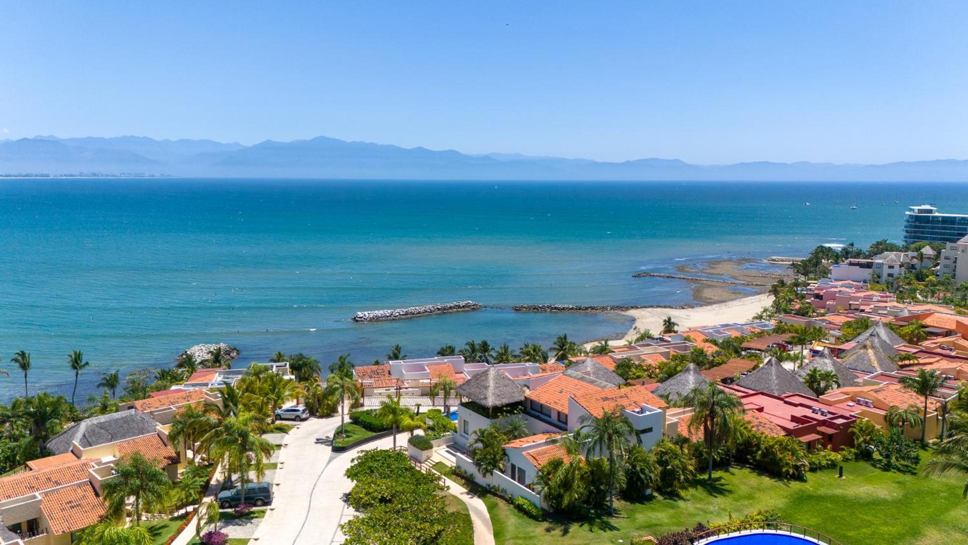 Stunning Two-level Ocean View