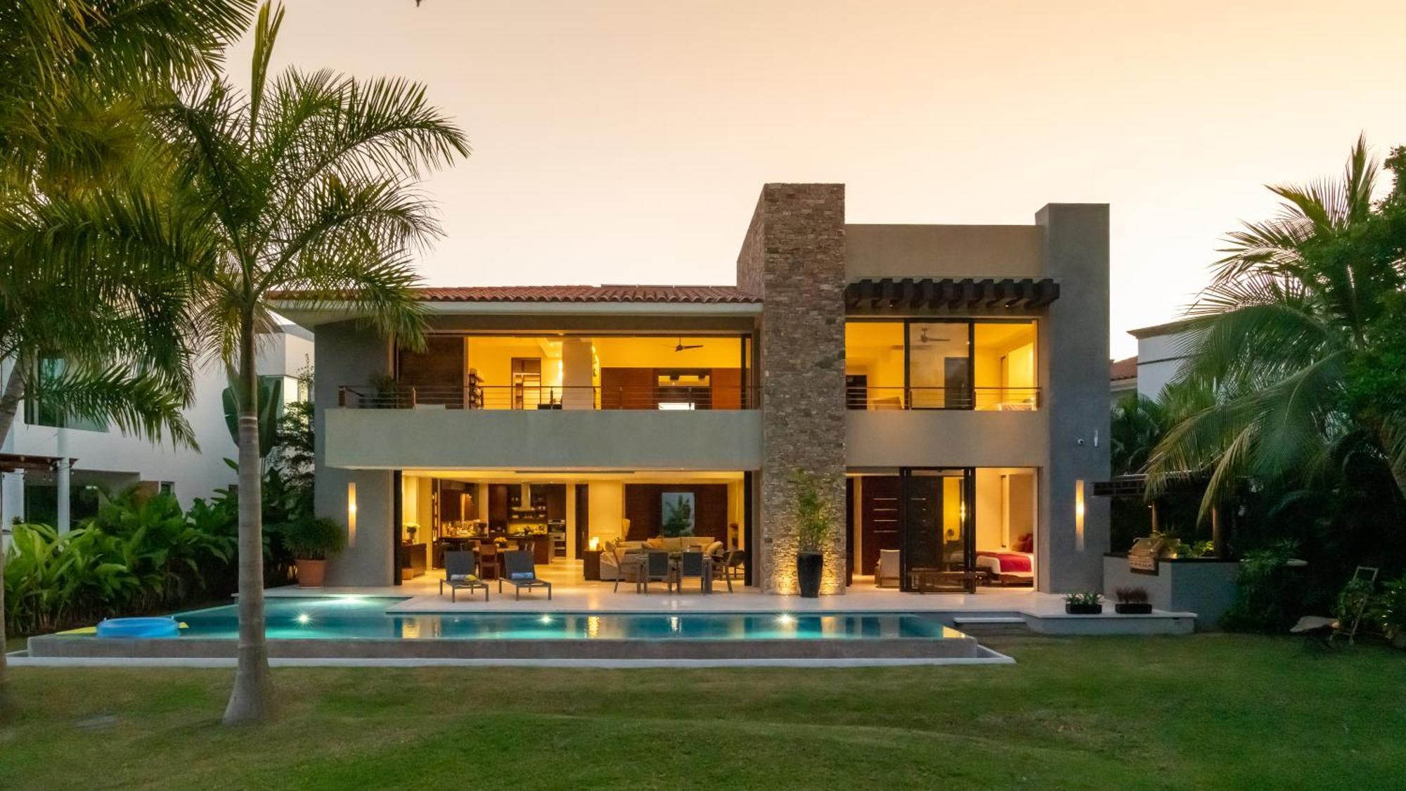 Villa View House In El Tigre Golf Club Near The Nuevo Vallarta
