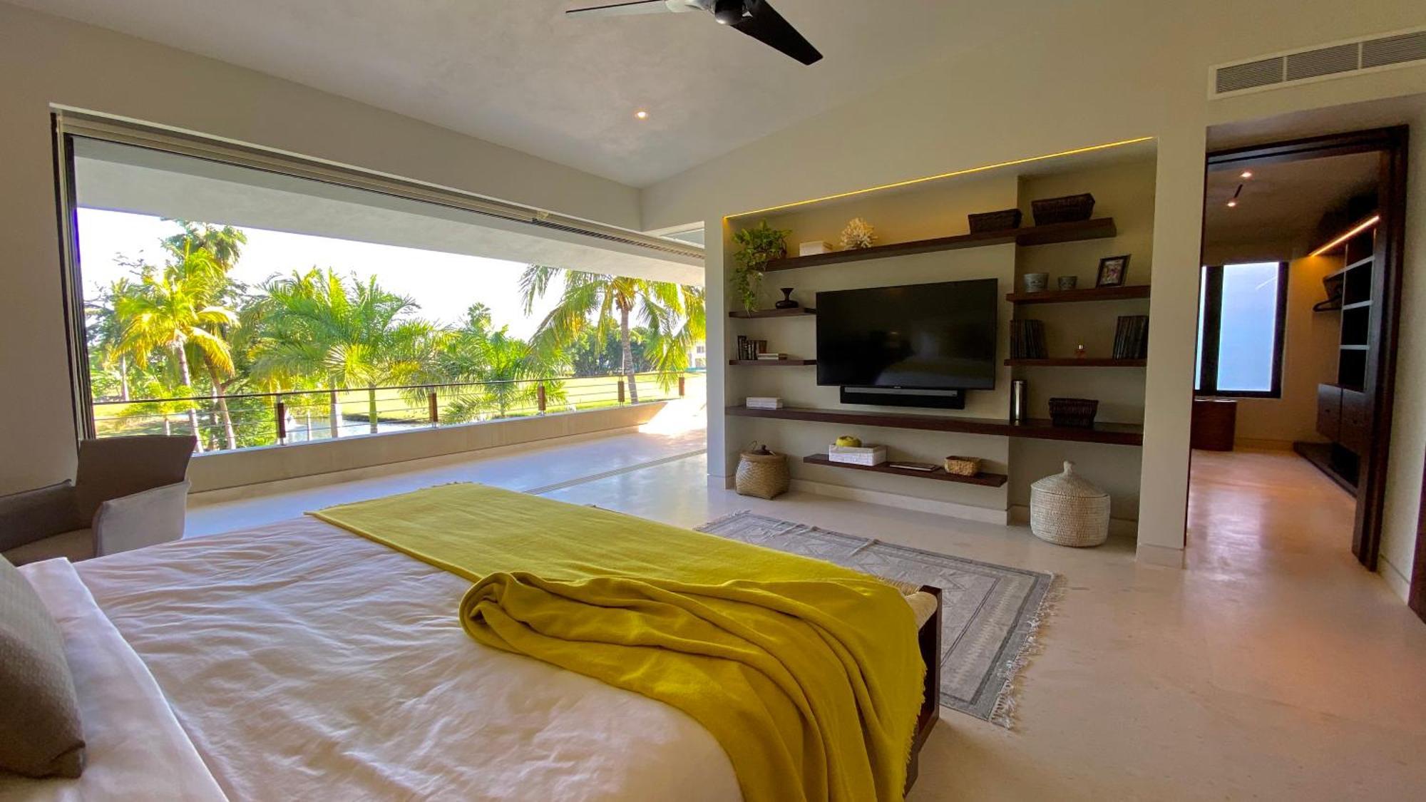 View House In El Tigre Golf Club Near The Villa