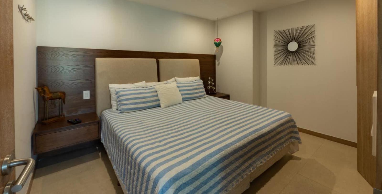 Apartamento An Iconic Beachfront Apartment- Peninsula Nuevo Vallarta