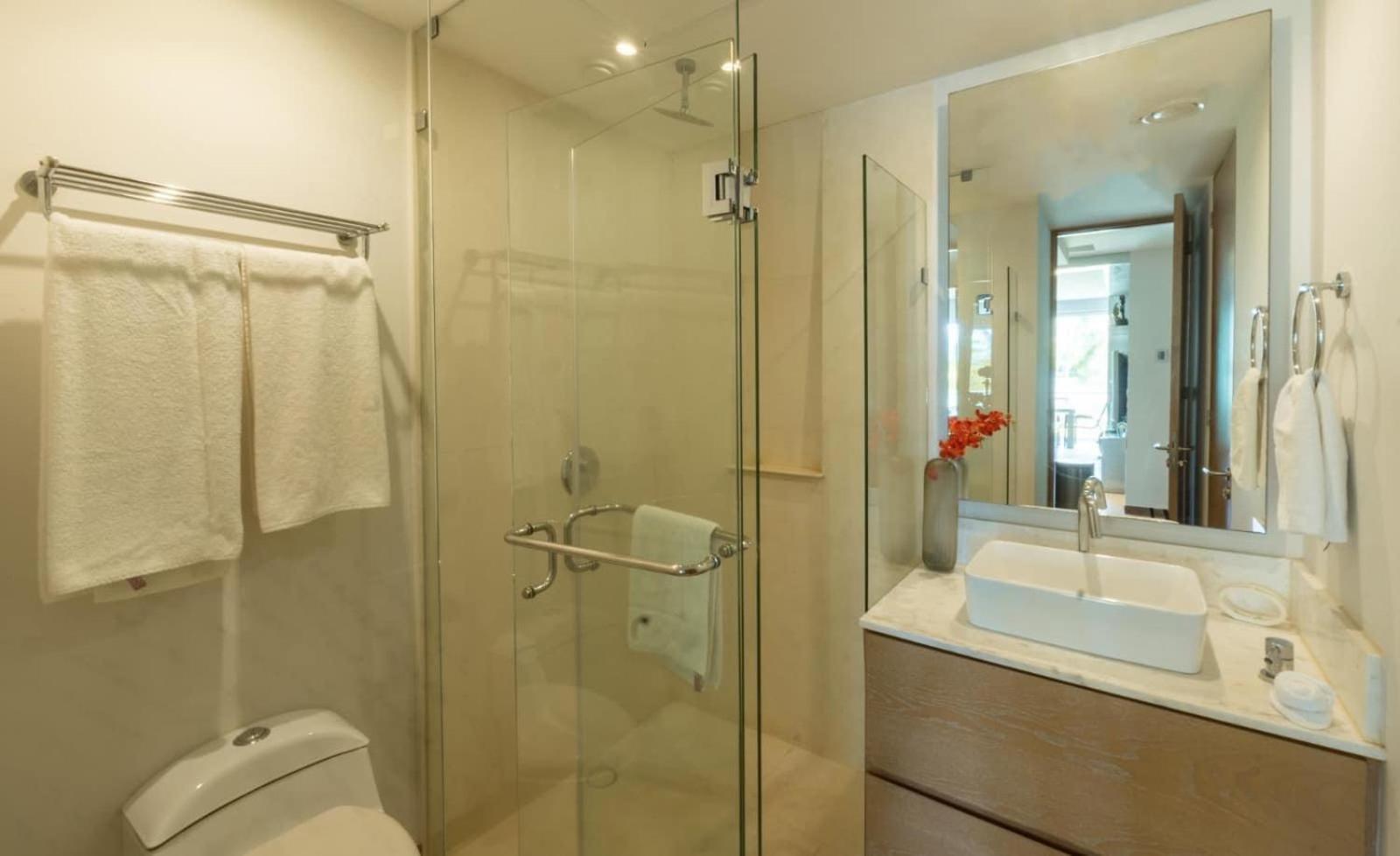 An Iconic Beachfront Apartment- Peninsula * Nuevo Vallarta