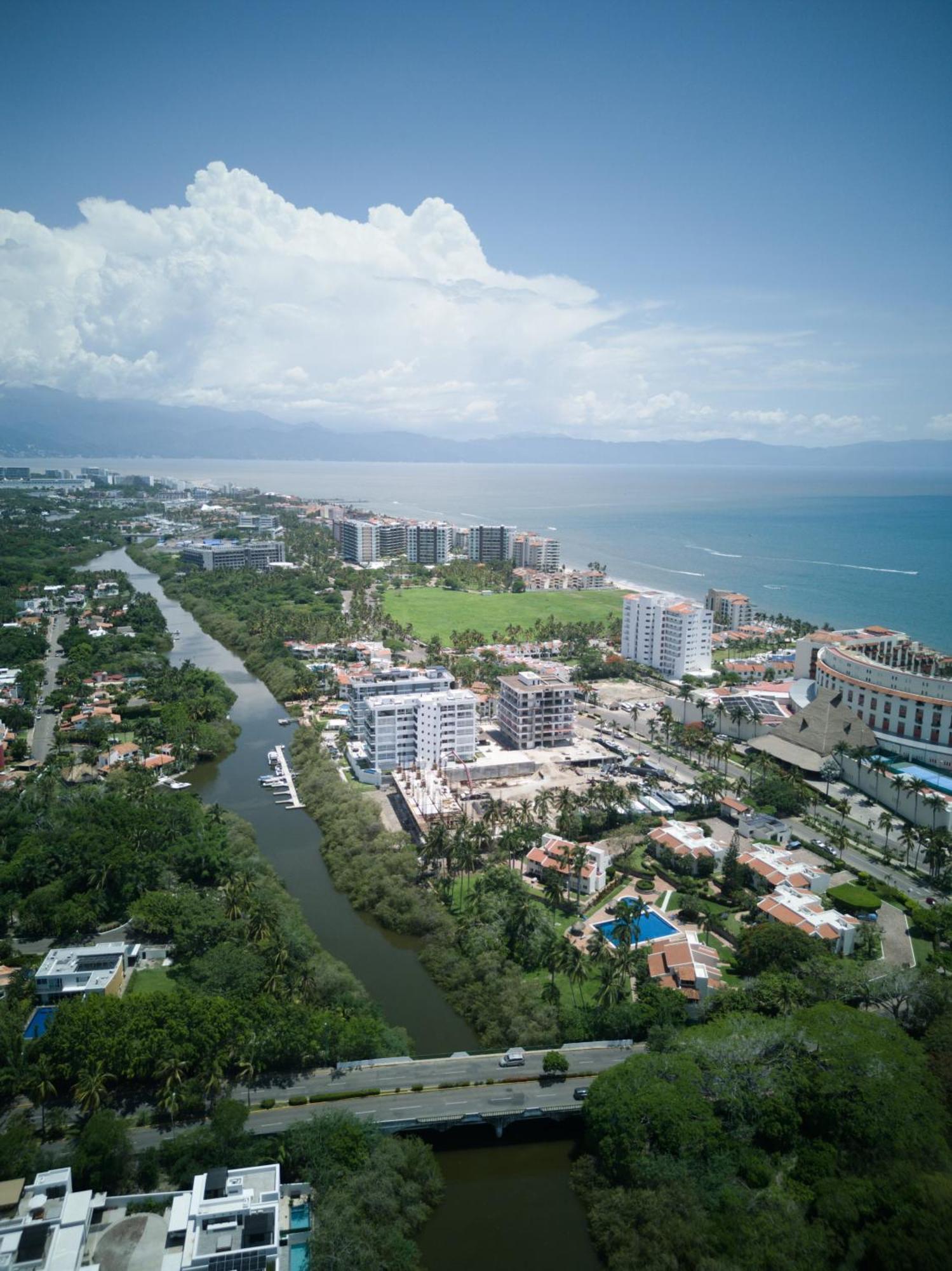 Stylish Peninsula Golf 3br Oasis With Pool Apartamento Nuevo Vallarta