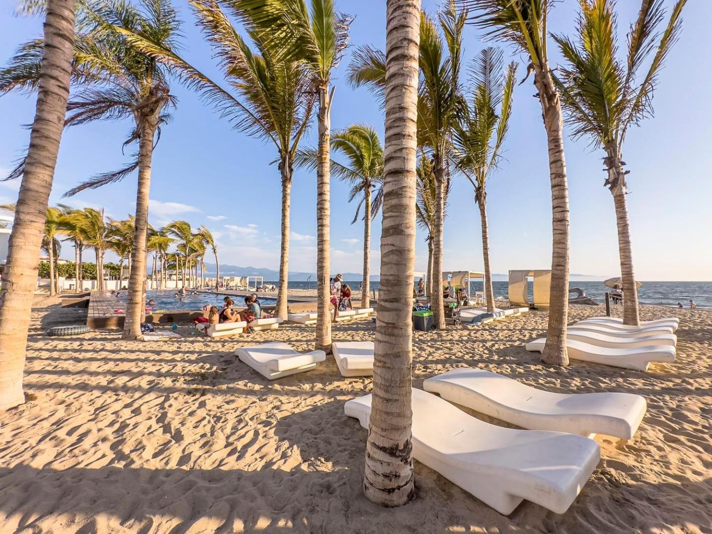 Aria Beachfront Luxury New Vallarta