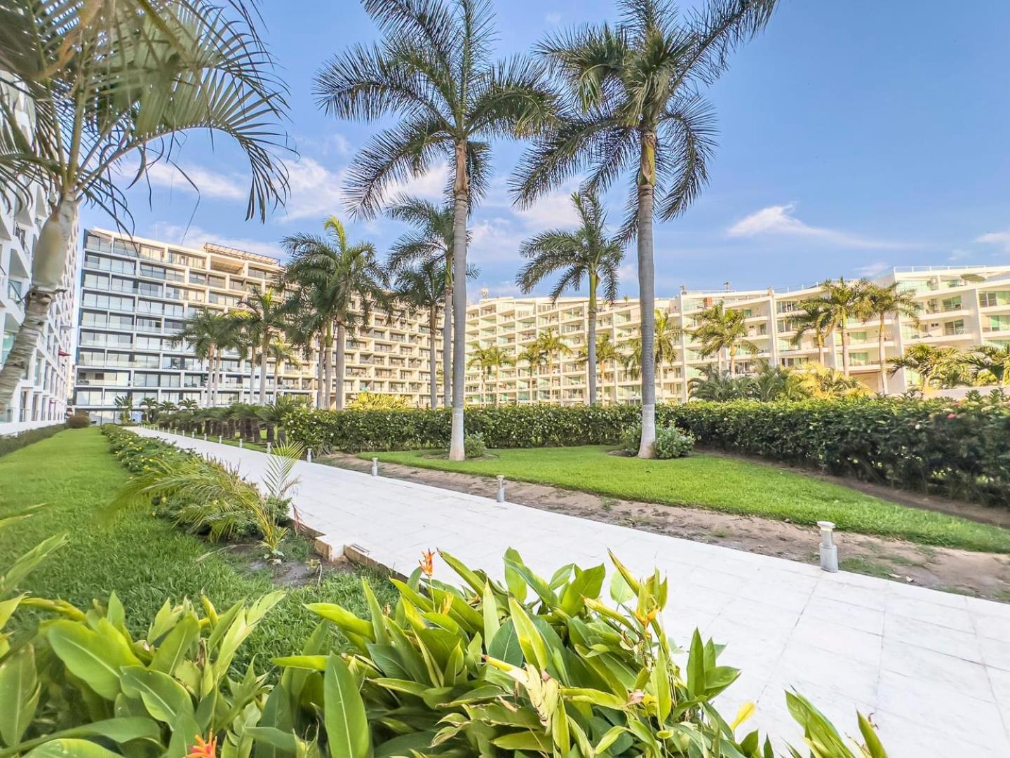 Aria Beachfront Luxury New Vallarta