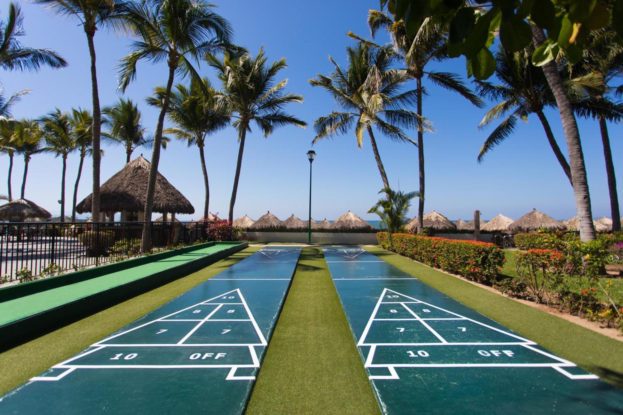 Perfect Getaway For Two! Wonderful & Bright Loft, Spacious Balcony Overlooking The Pool Beachfront * Nuevo Vallarta