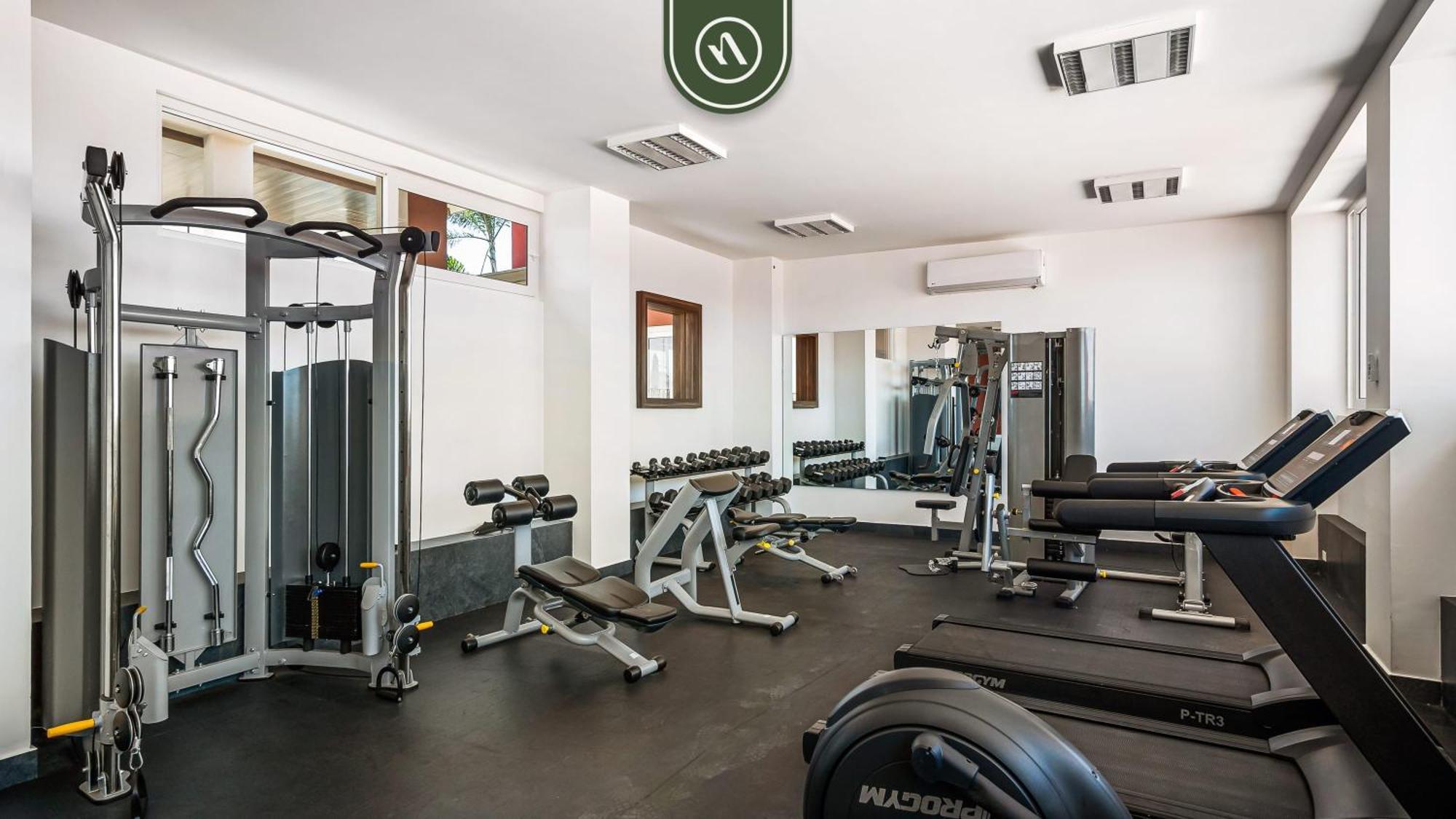 Brand New 2 Bedroom With Amazing Rooftop Pool *