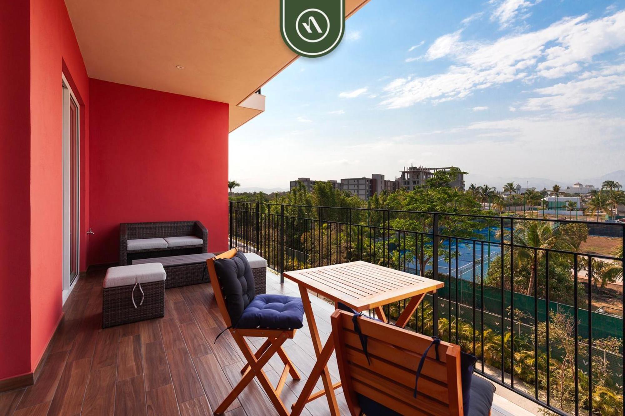 Brand New 2 Bedroom With Amazing Rooftop Pool *