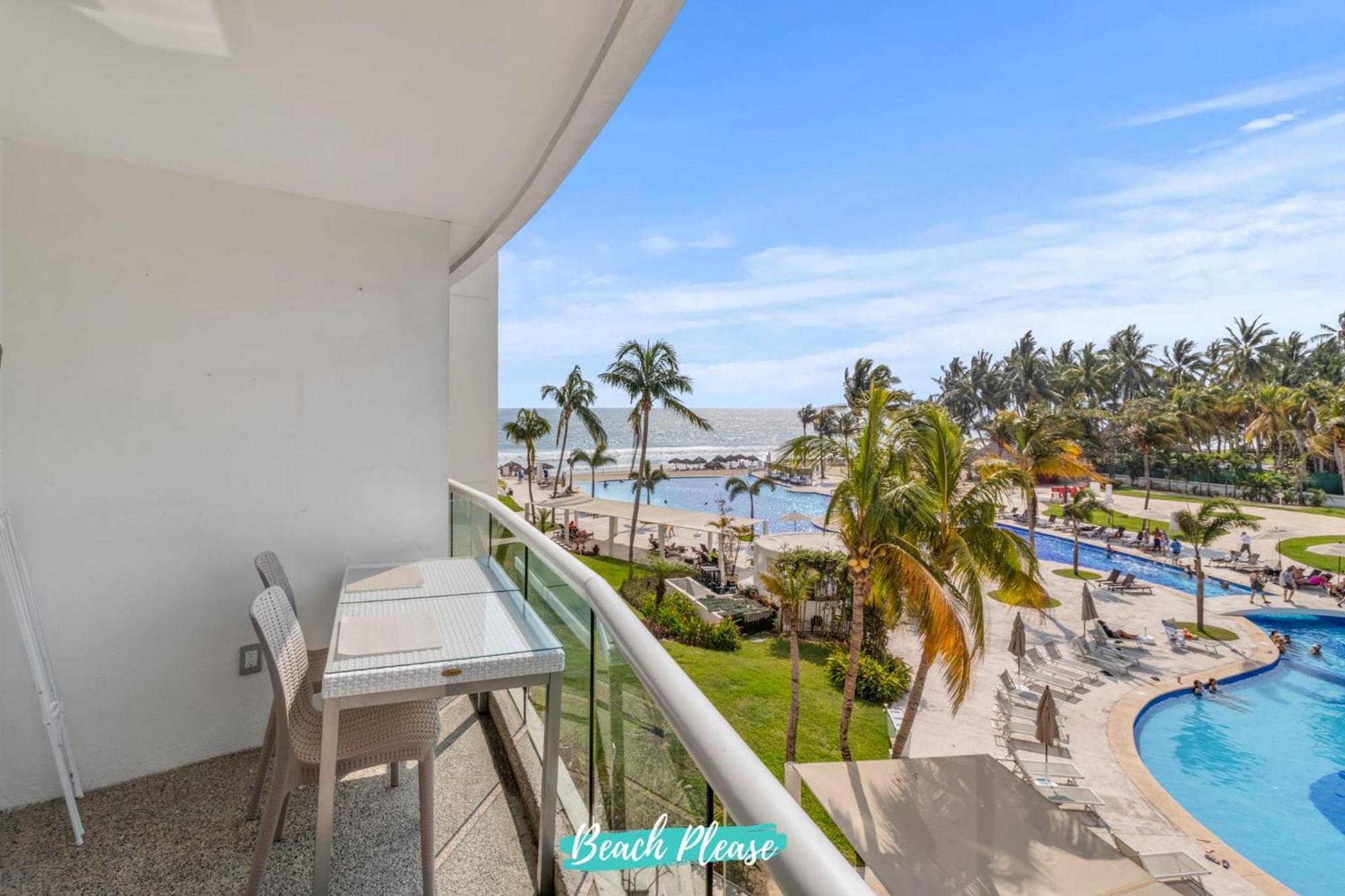 Villamagna - Beachfront Retreat With Oceanviews Apartamento