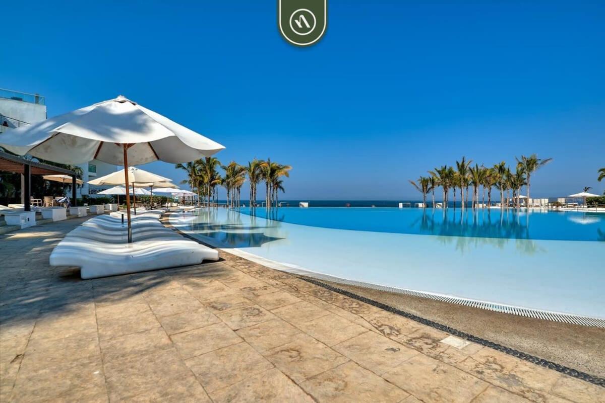 2br With Private Balcony - Access *