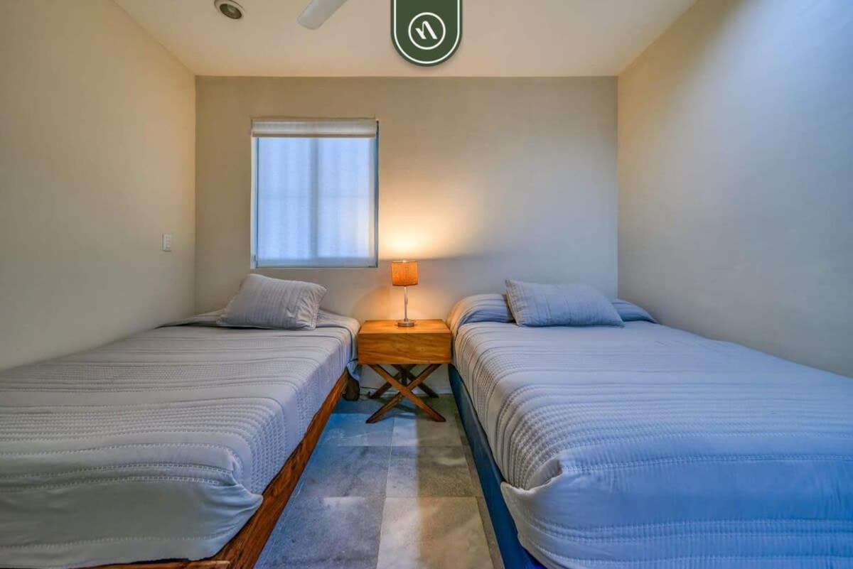 2br With Private Balcony - Access *
