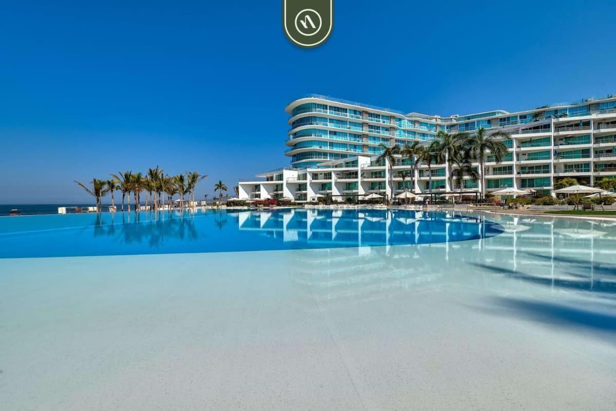 2br With Private Balcony - Access Apartamento *