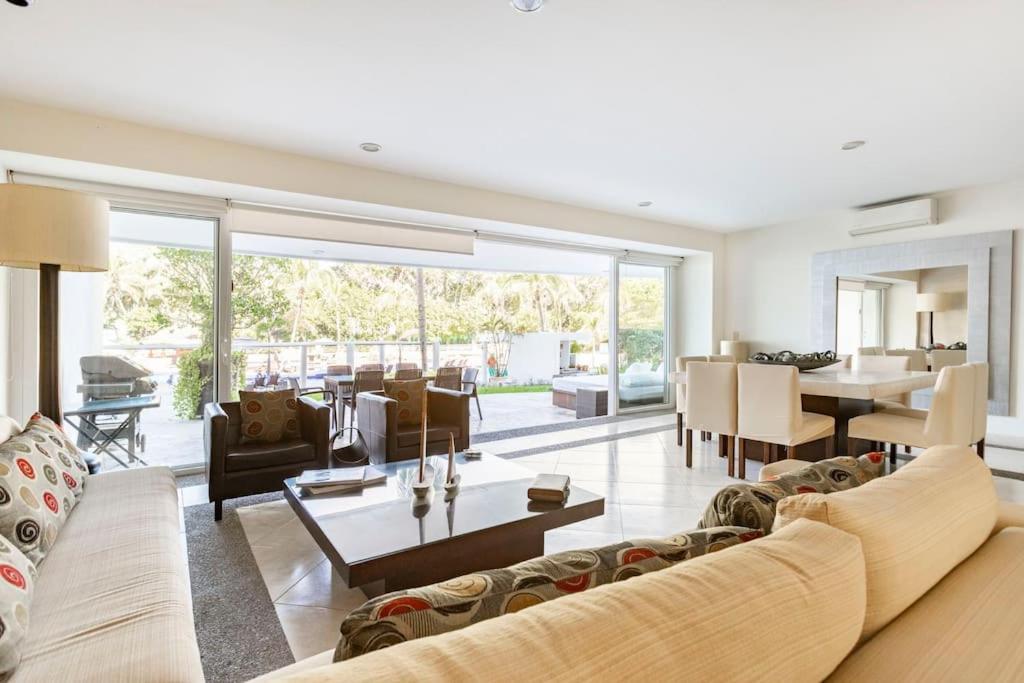 Departamento Frente A Playa En *