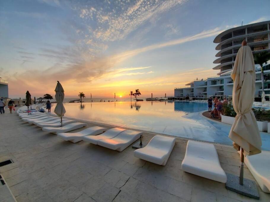 Beachfront Bliss At Aria Ocean Flamingos Apartamento Nuevo Vallarta
