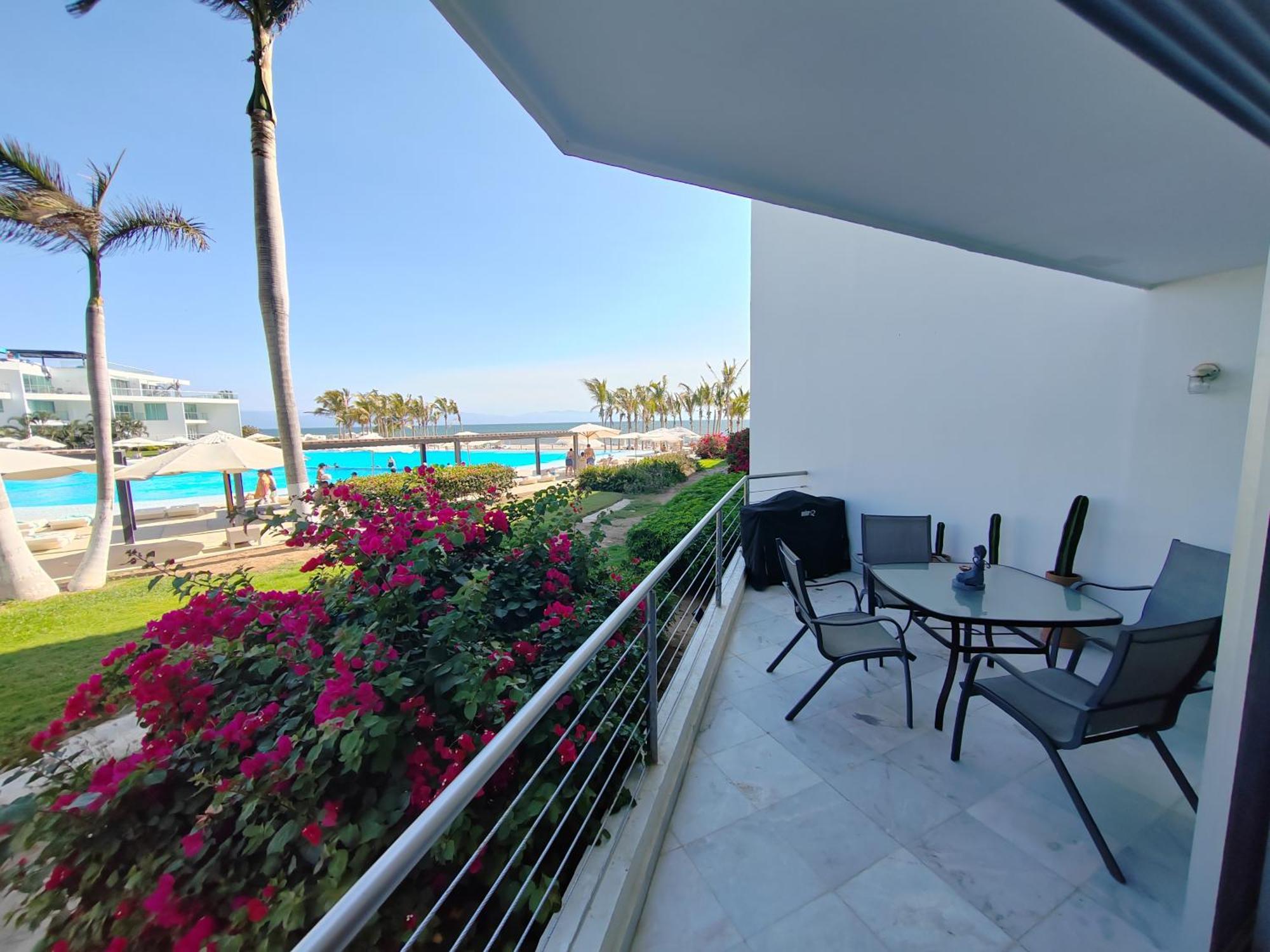 Apartamento Beachfront Bliss At Aria Ocean Flamingos *