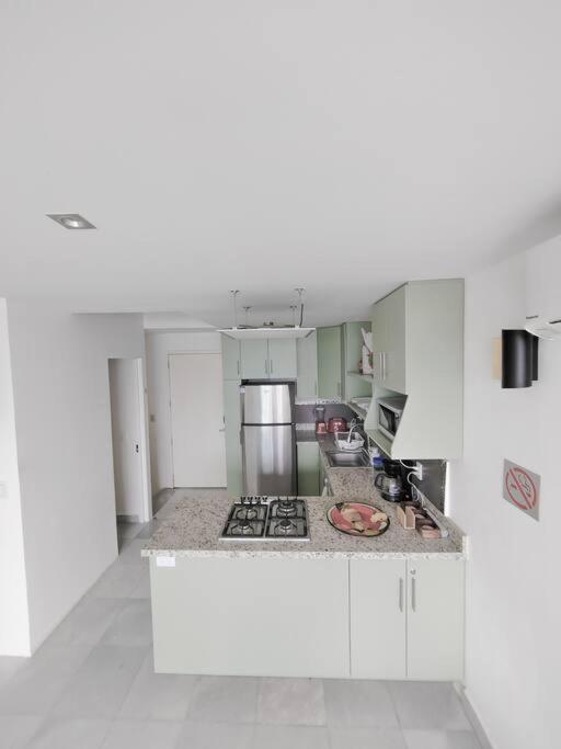 Beachfront Bliss At Aria Ocean Flamingos Apartamento *