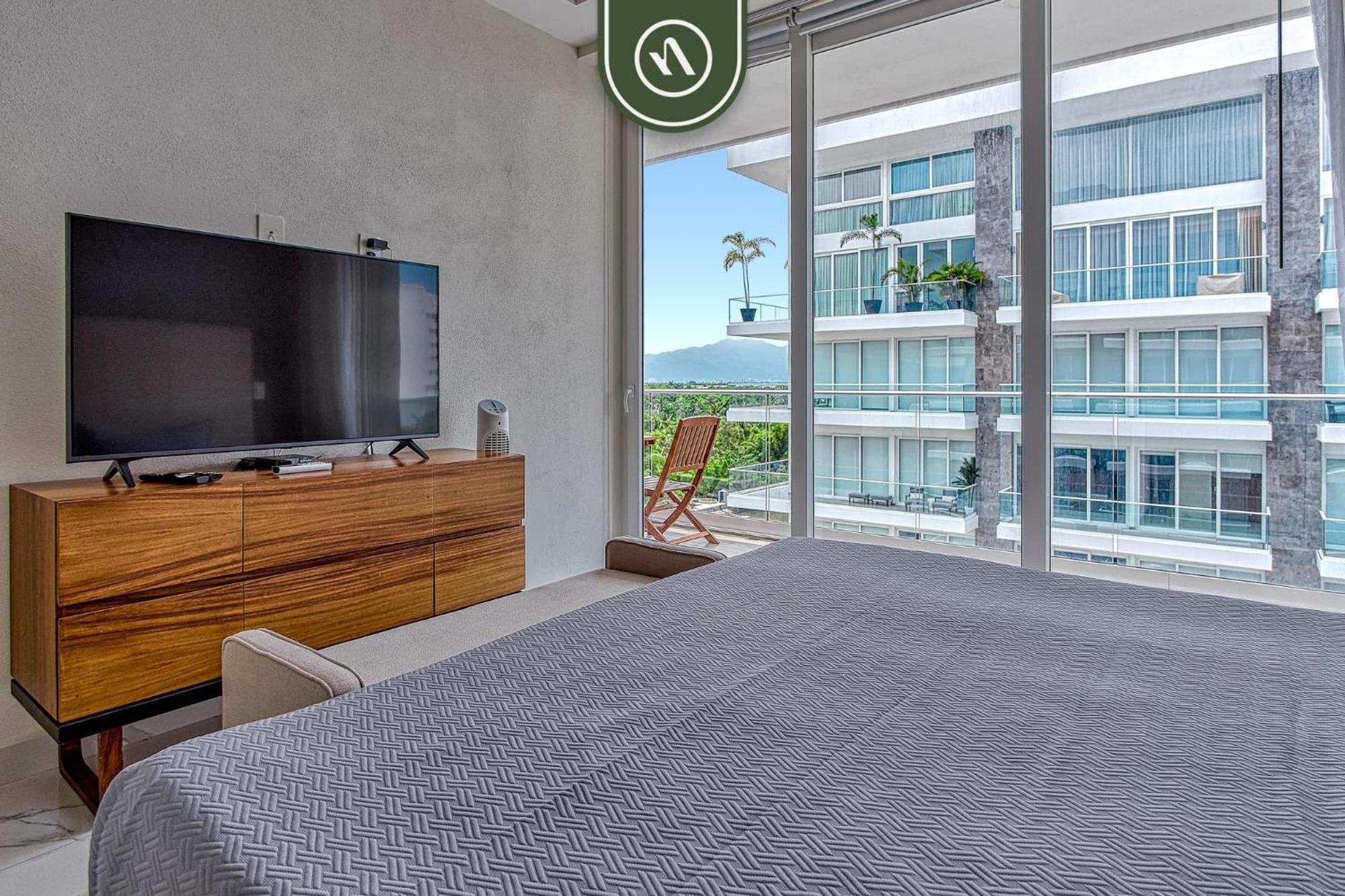 2br With Private Balcony - Padel Court