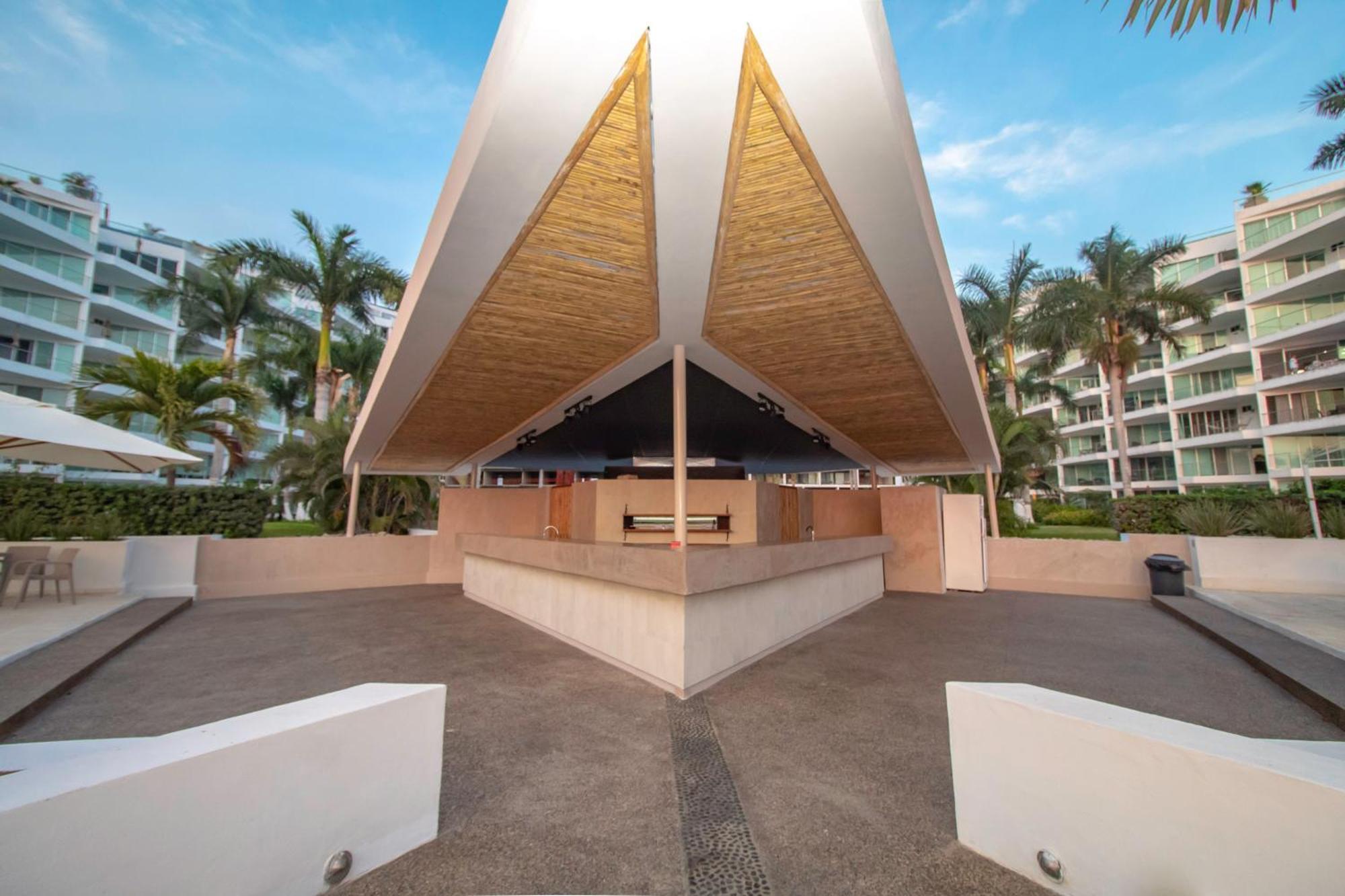 Aparthotel At Aria Pacific Ocean