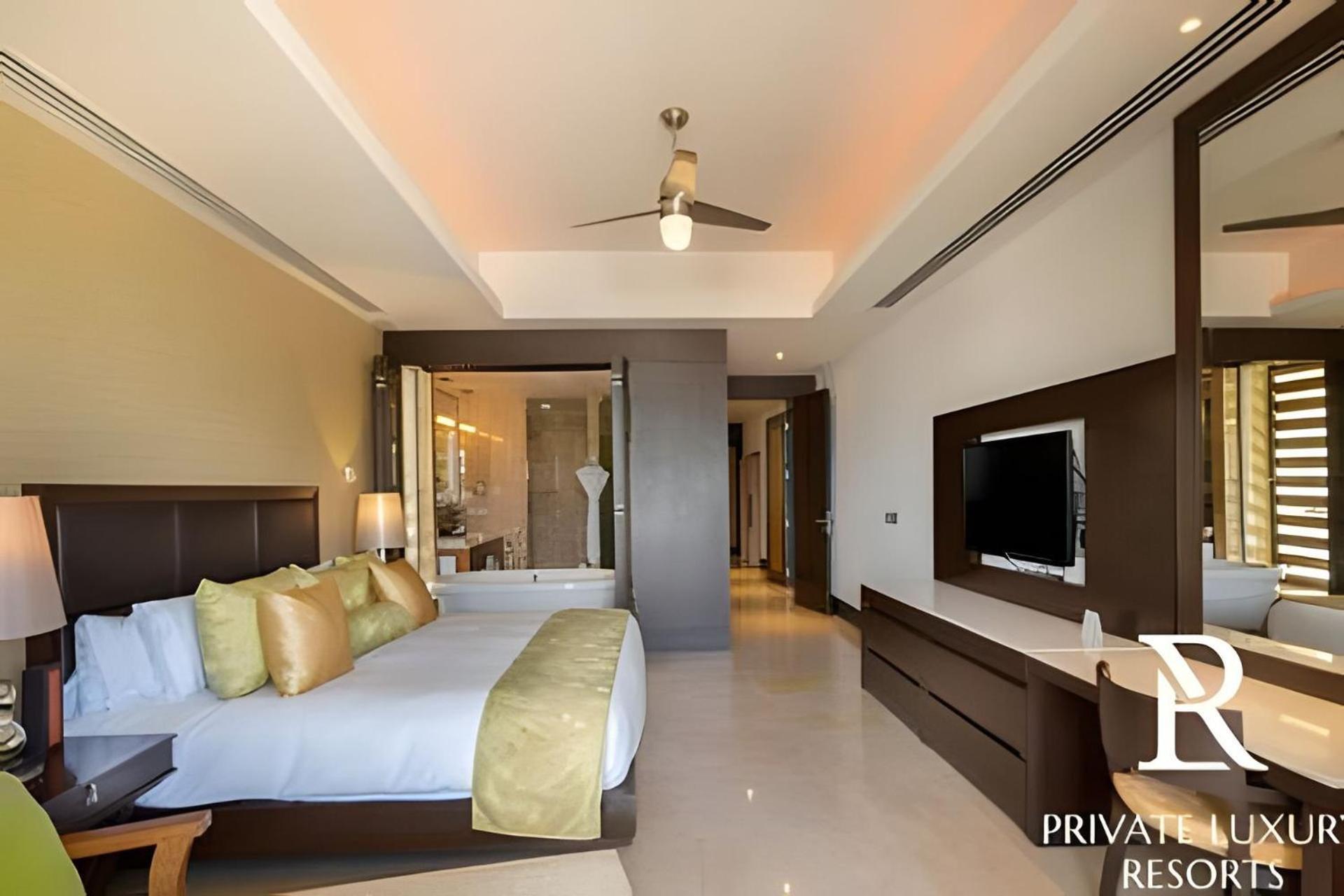 Grand Luxxe Two Bedroom Villa-