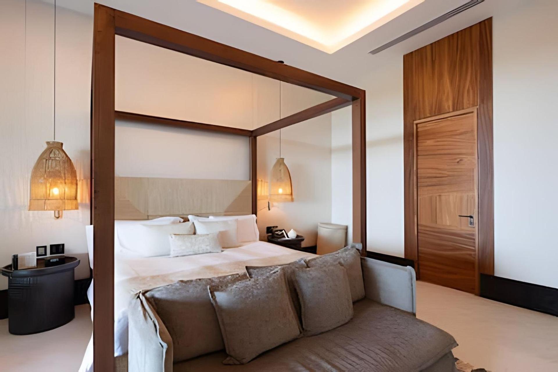 The Four Bedroom Empire Estates Resort *