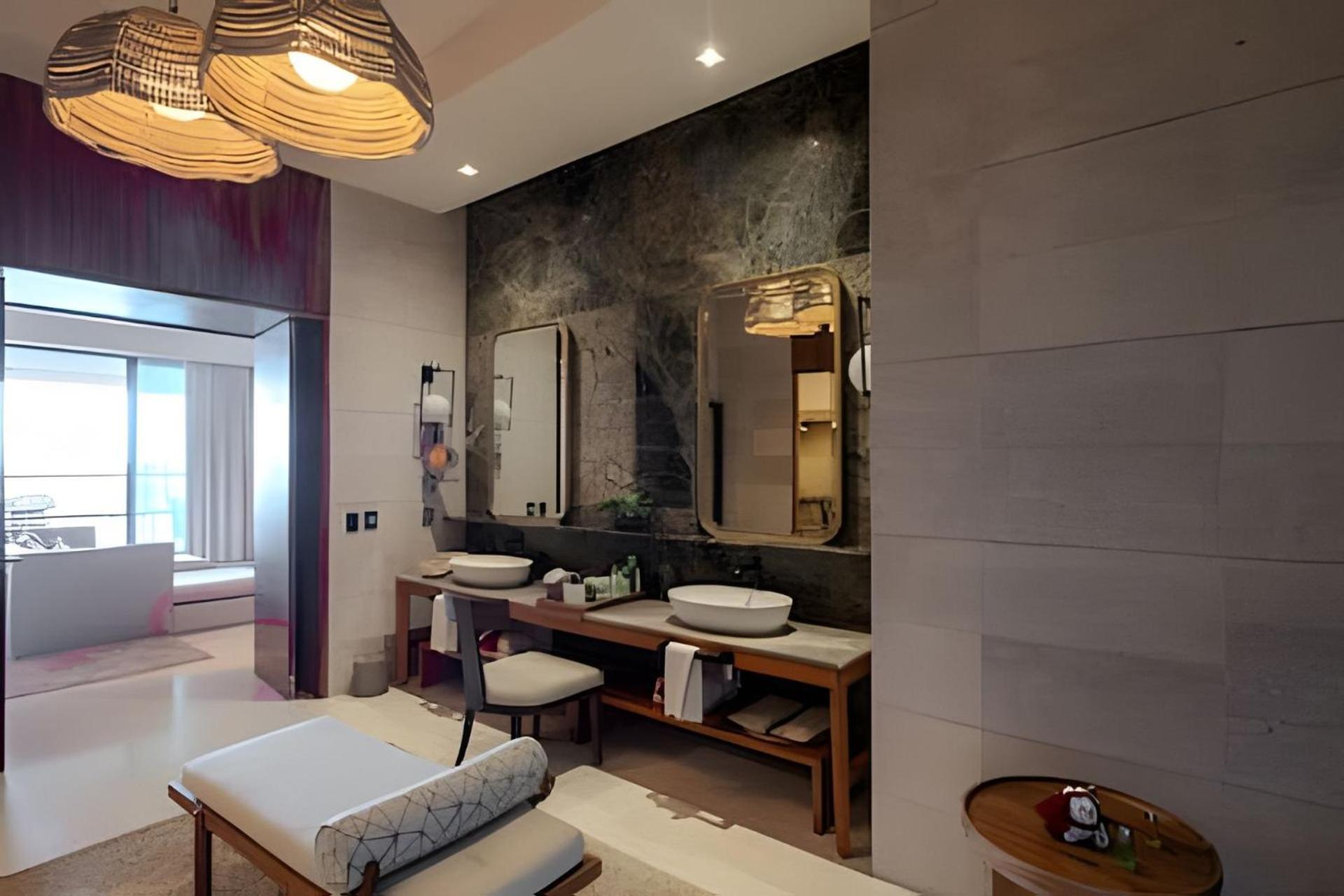 Resort The Four Bedroom Empire Estates