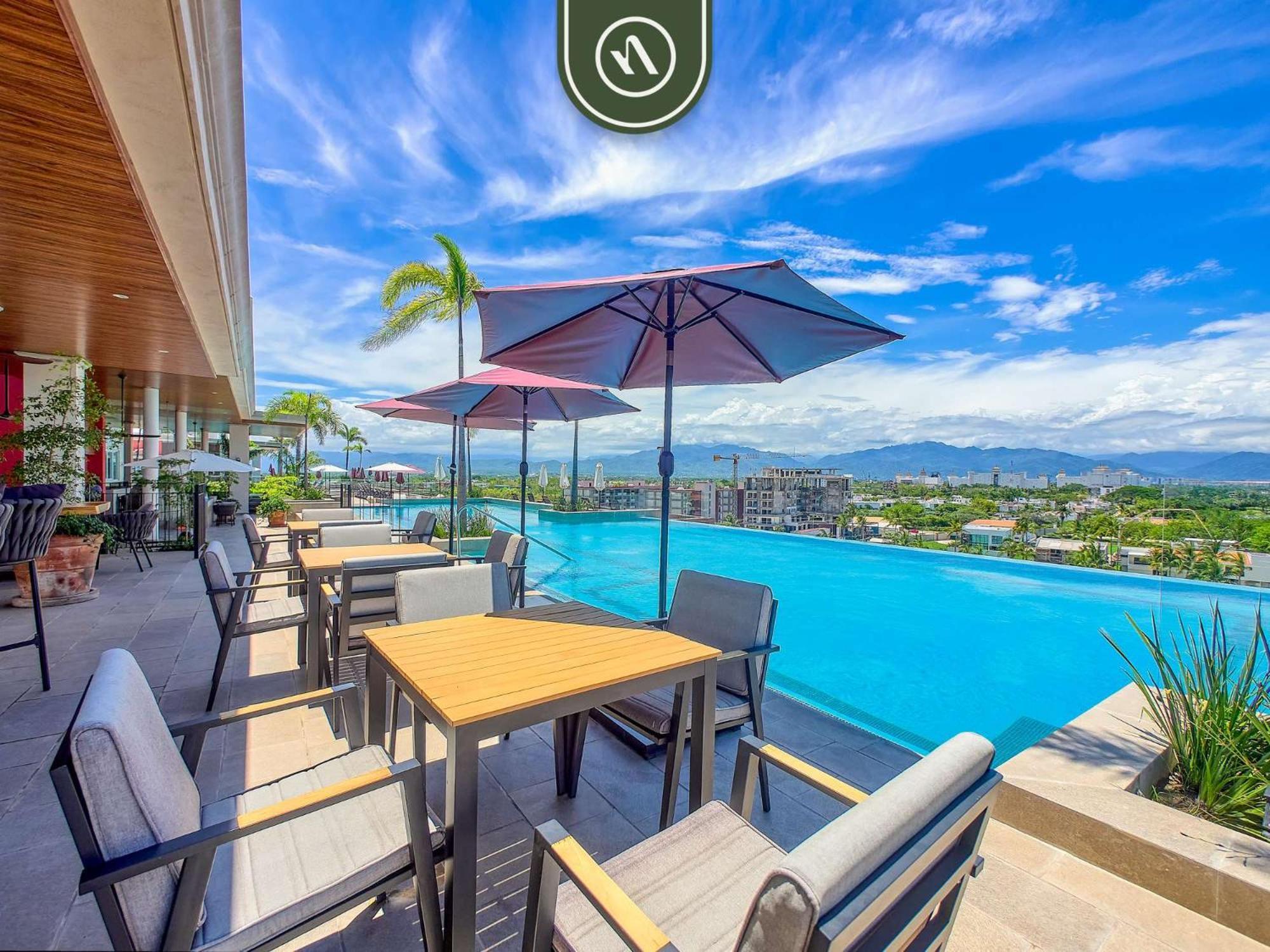 3 Bedroom Penthouse - Nuevo Nayarit - Rooftop Pool Gym