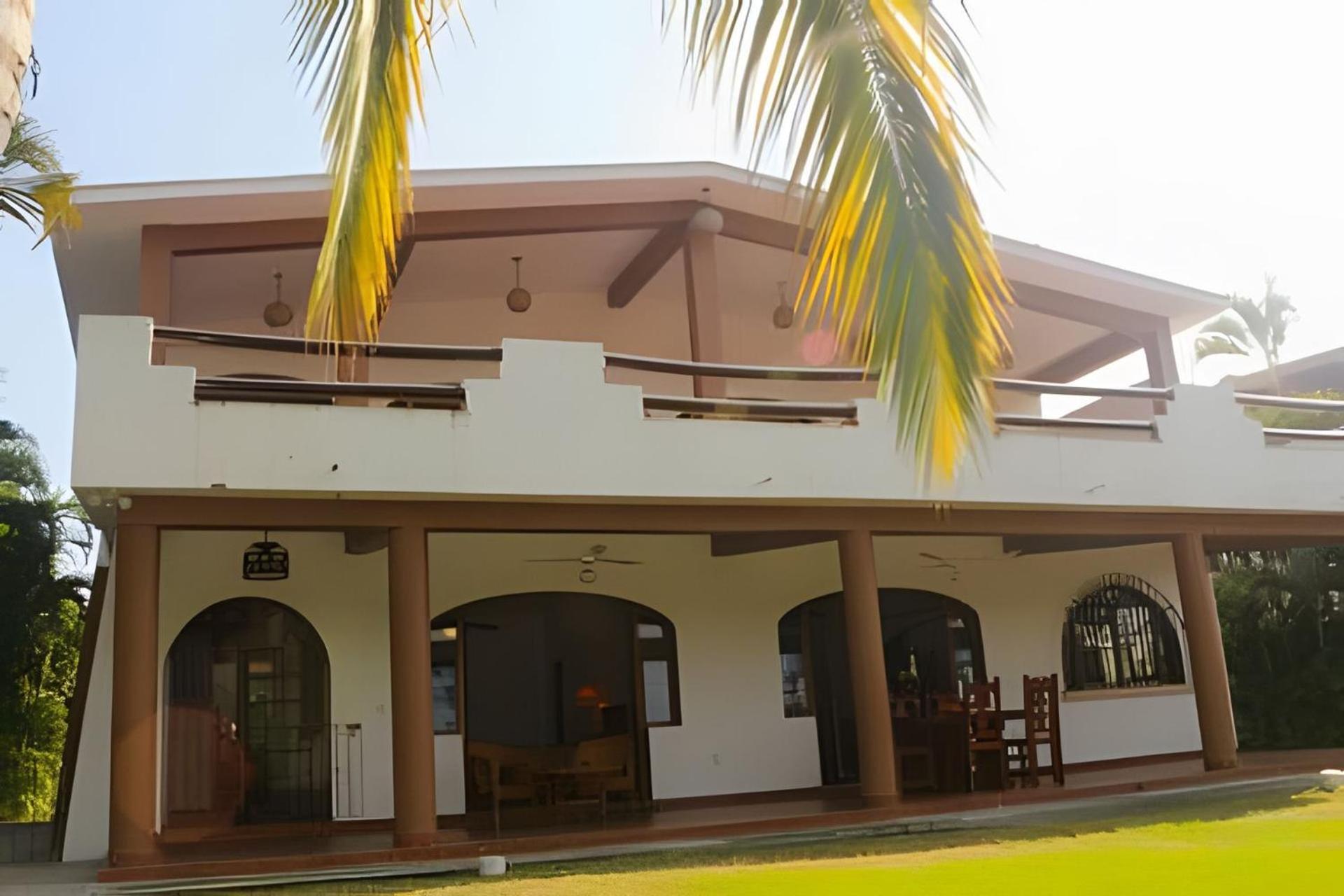 Сasa de vacaciones Casa De Abuelos Con Jardin Y Vista Al Canal