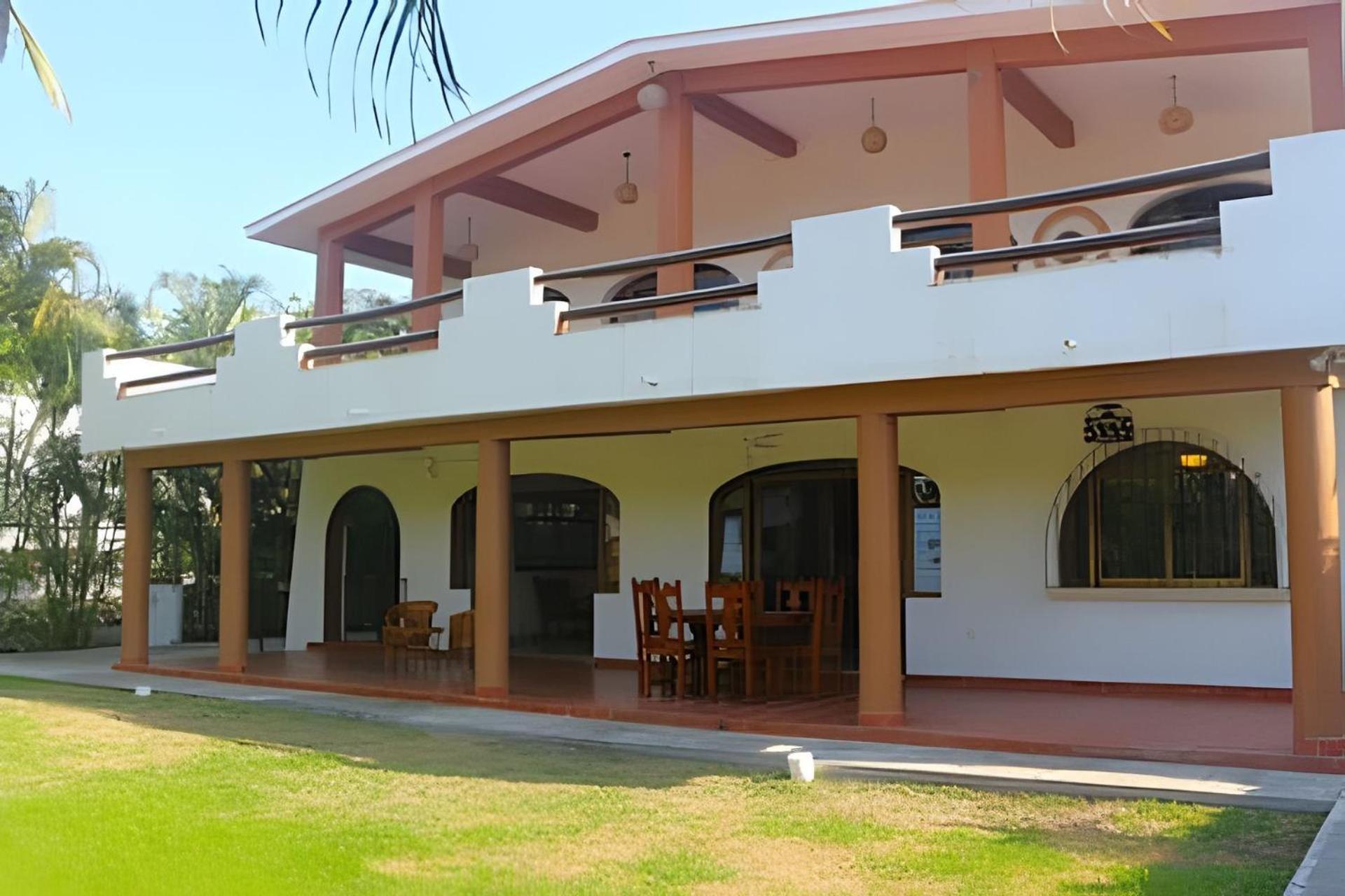 Casa De Abuelos Con Jardin Y Vista Al Canal Nuevo Vallarta