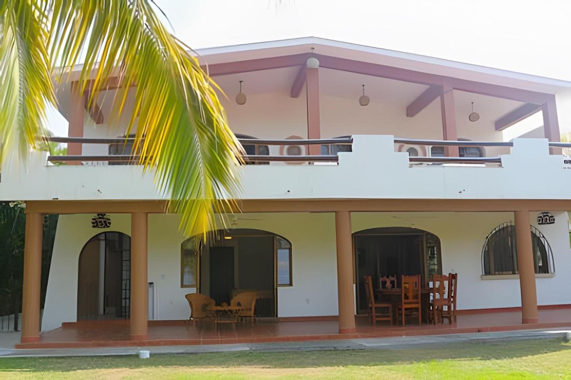 Сasa de vacaciones Casa De Abuelos Con Jardin Y Vista Al Canal *