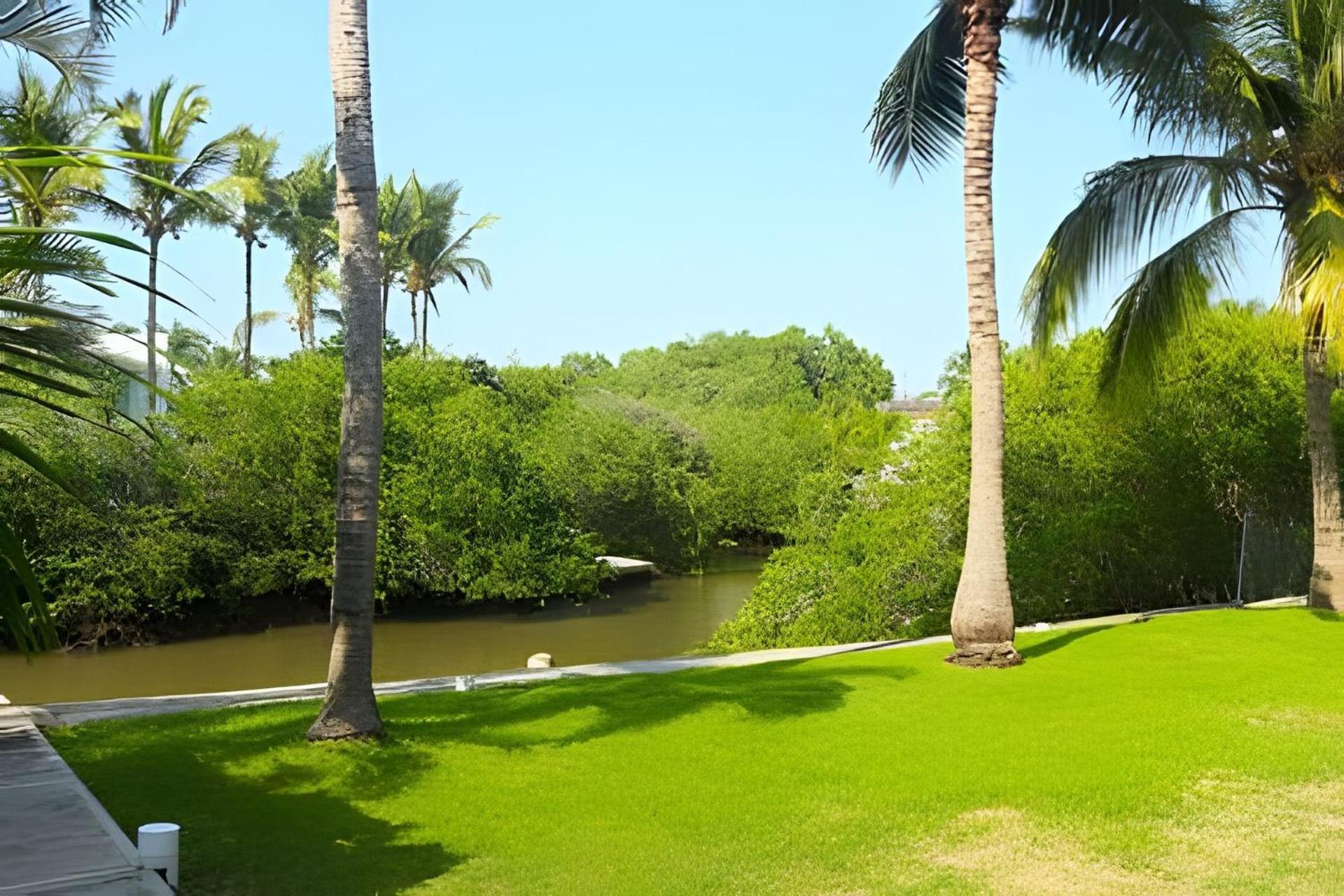 Casa De Abuelos Con Jardin Y Vista Al Canal * Nuevo Vallarta