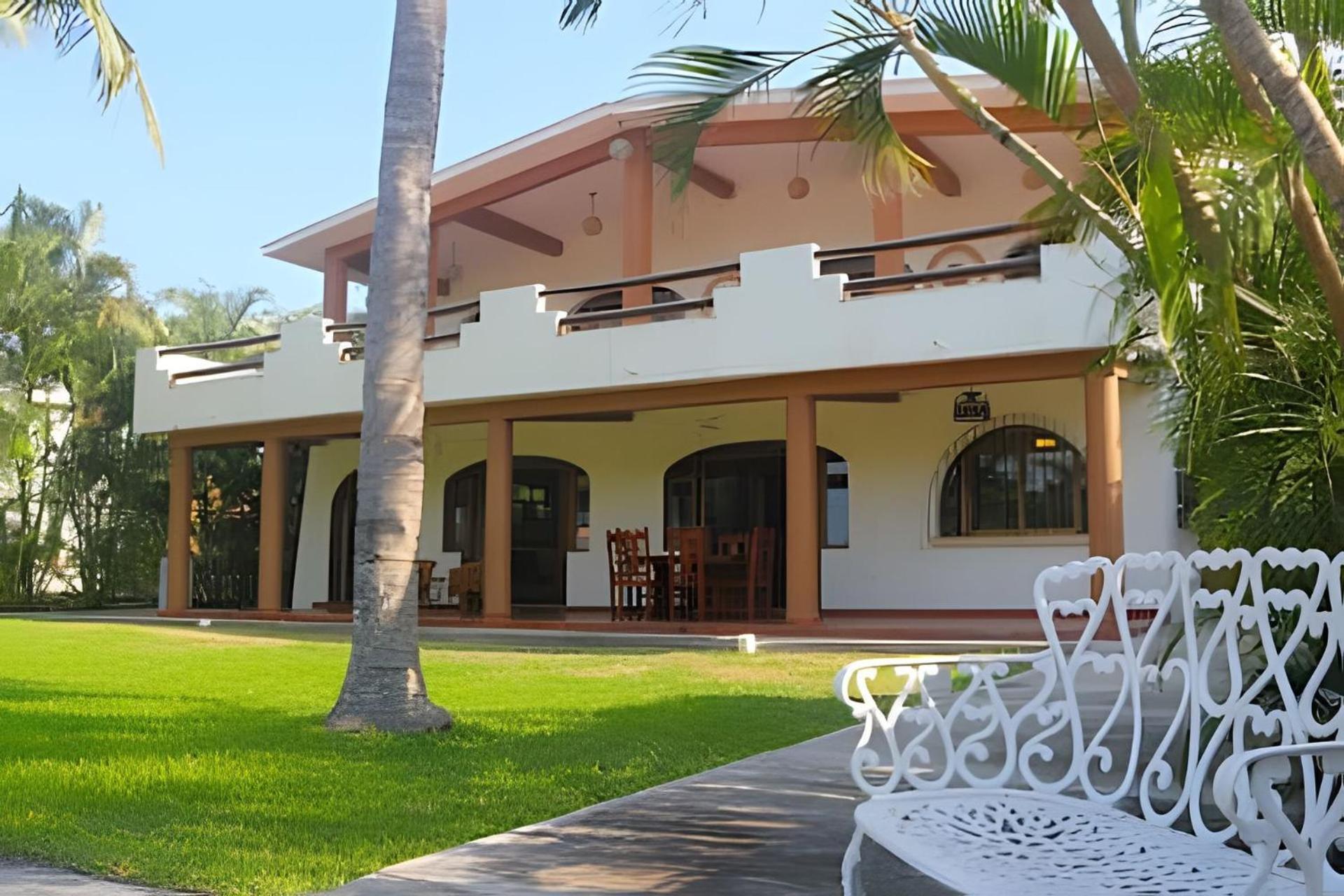 Casa De Abuelos Con Jardin Y Vista Al Canal Сasa de vacaciones Nuevo Vallarta