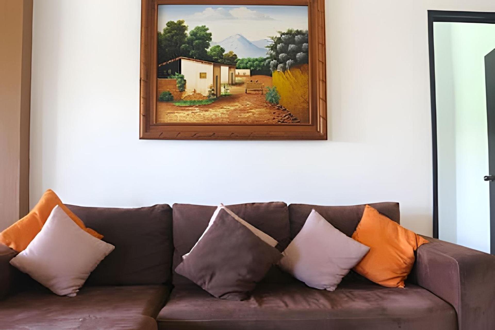 Сasa de vacaciones Casa De Abuelos Con Jardin Y Vista Al Canal