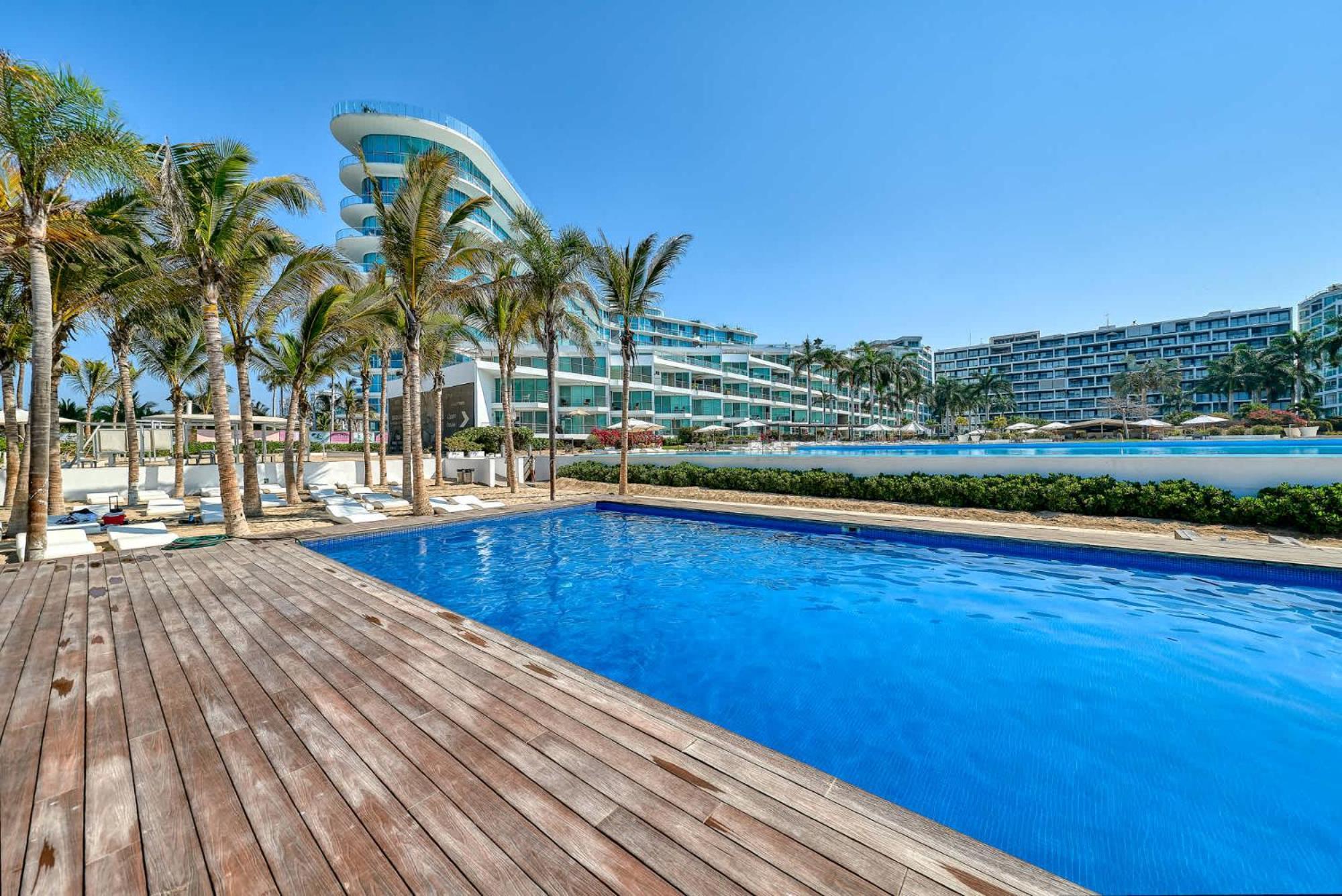 Beachfront Duplex With Multiple Pools - Beachclub Nuevo Vallarta