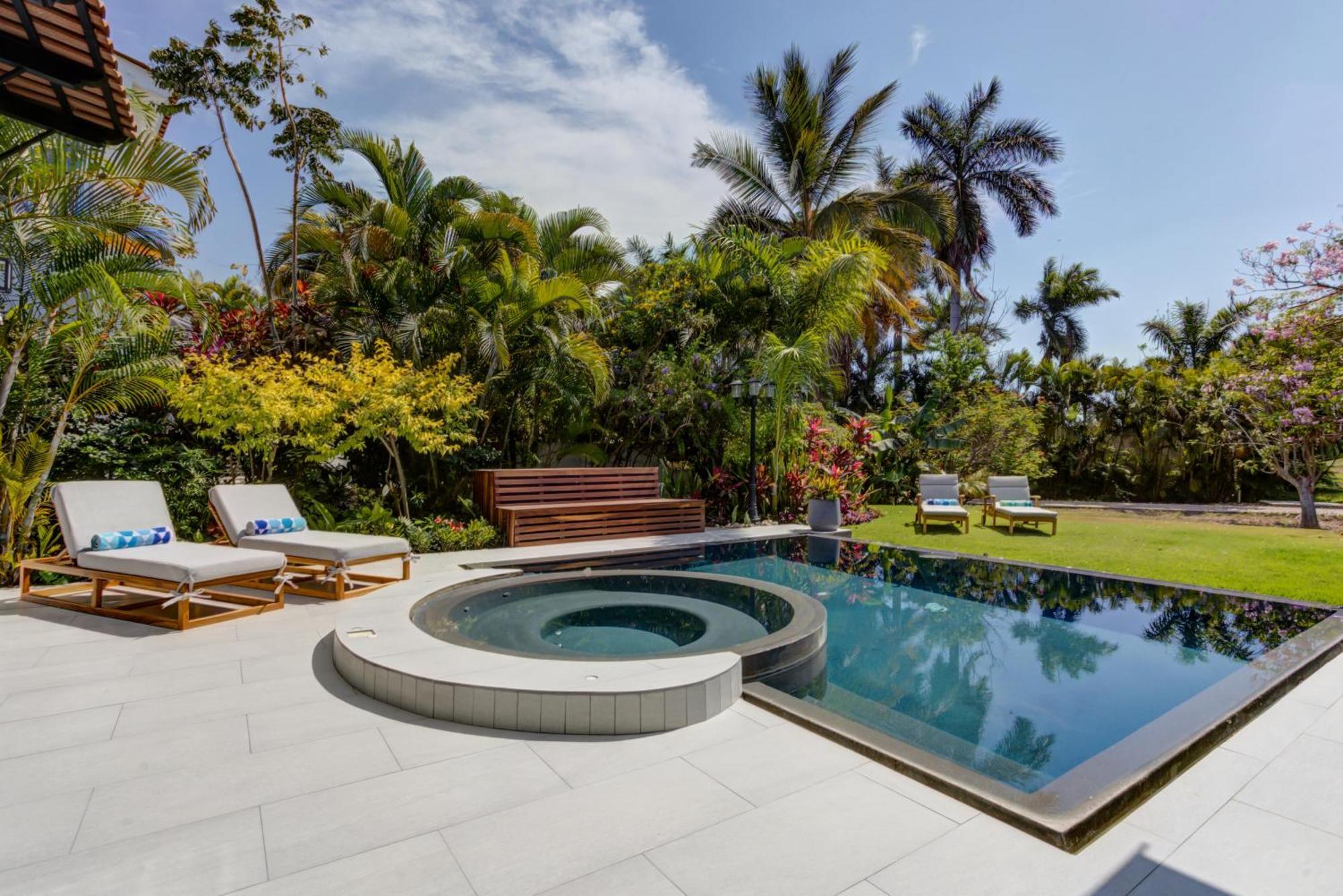 El Tigre, Mariposa With Private Pool *
