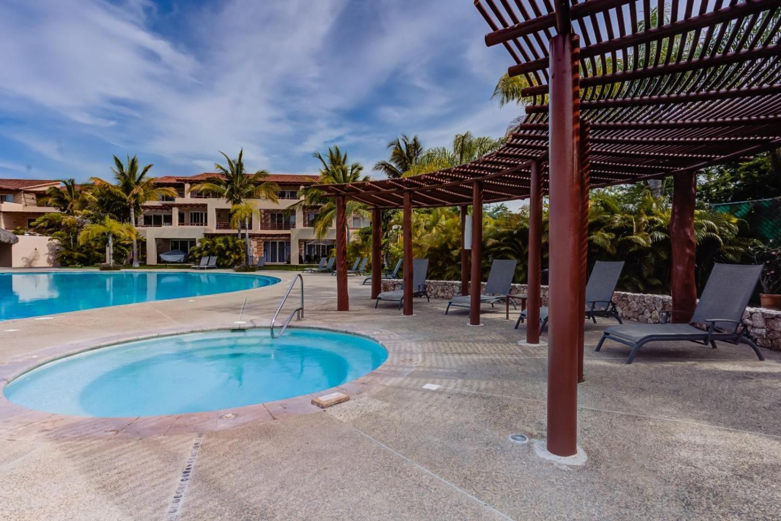 El Tigre, Isla Palmares With Balcony & Shared Pool Apartamento