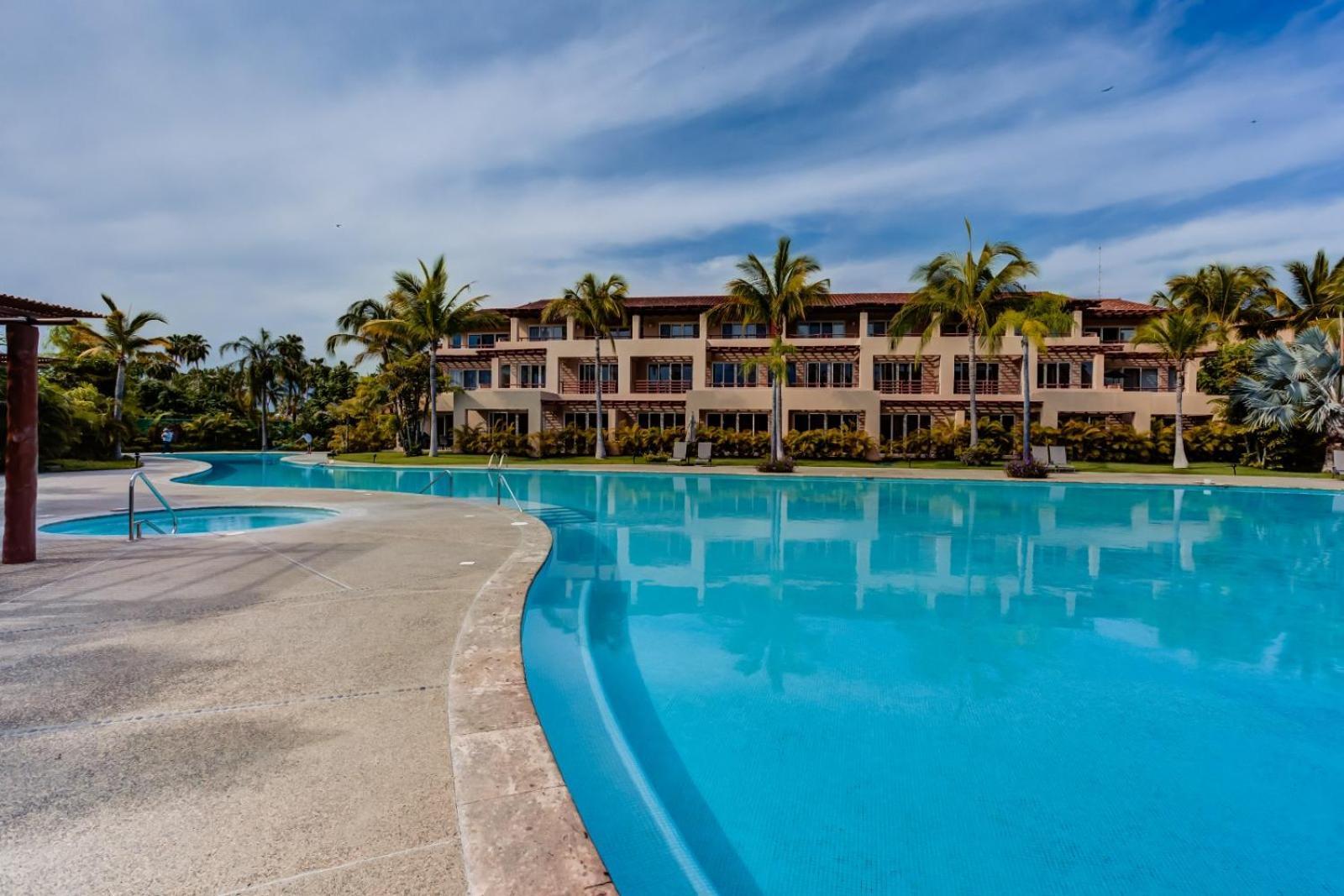 El Tigre, Isla Palmares With Balcony & Shared Pool