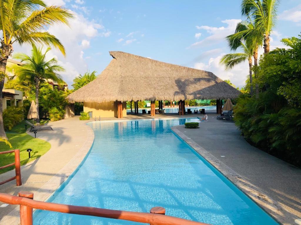El Tigre, Isla Palmares With Balcony & Shared Pool Apartamento