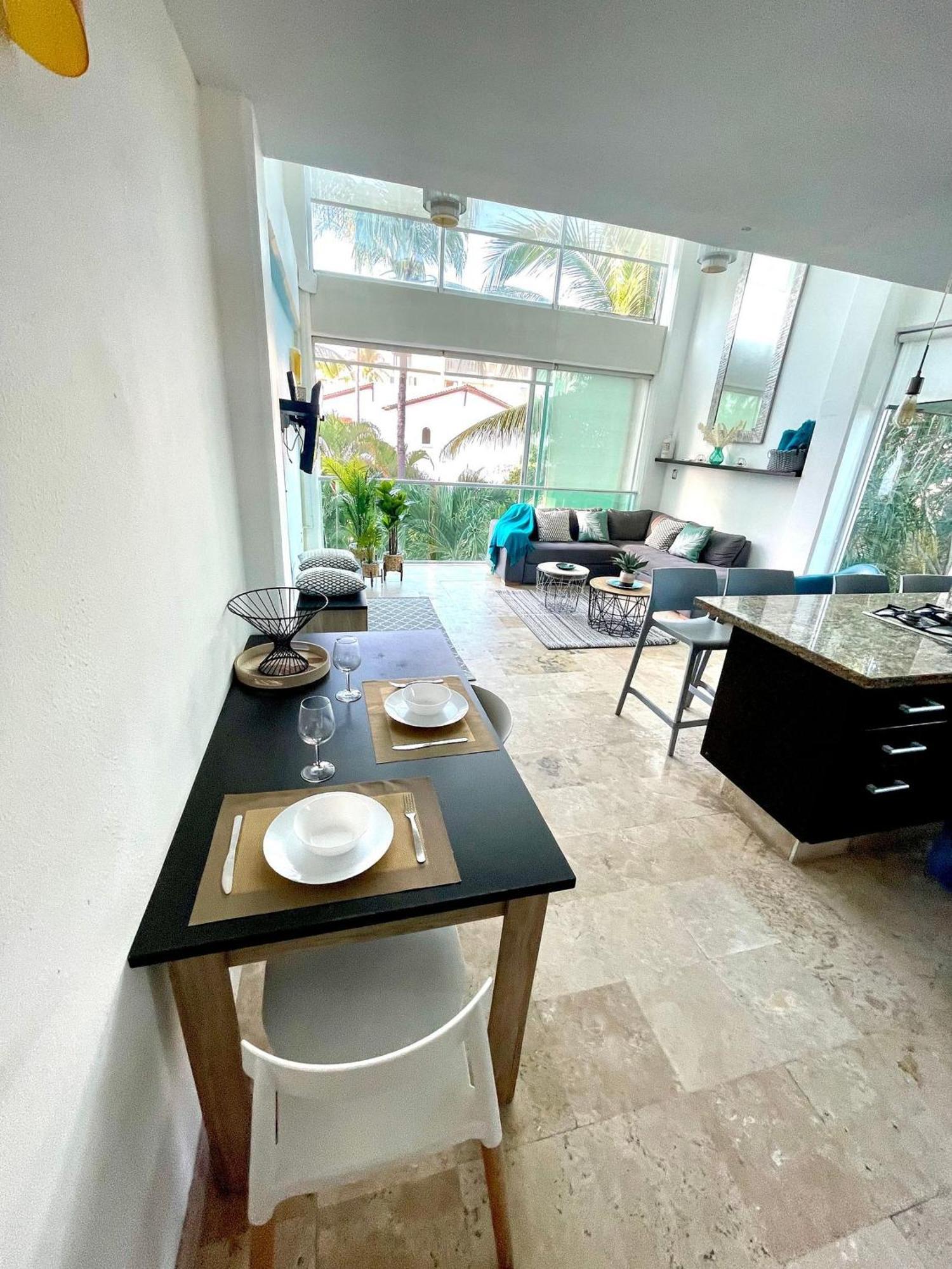 Apartamento Depto 2 Pisos, Vista Alberca. A 50 Mts Del Mar *